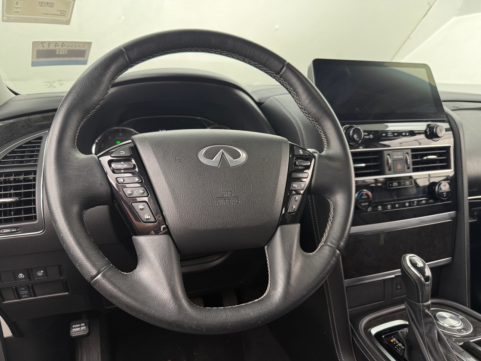 Thumbnail: 2023 INFINITI QX80 - 4