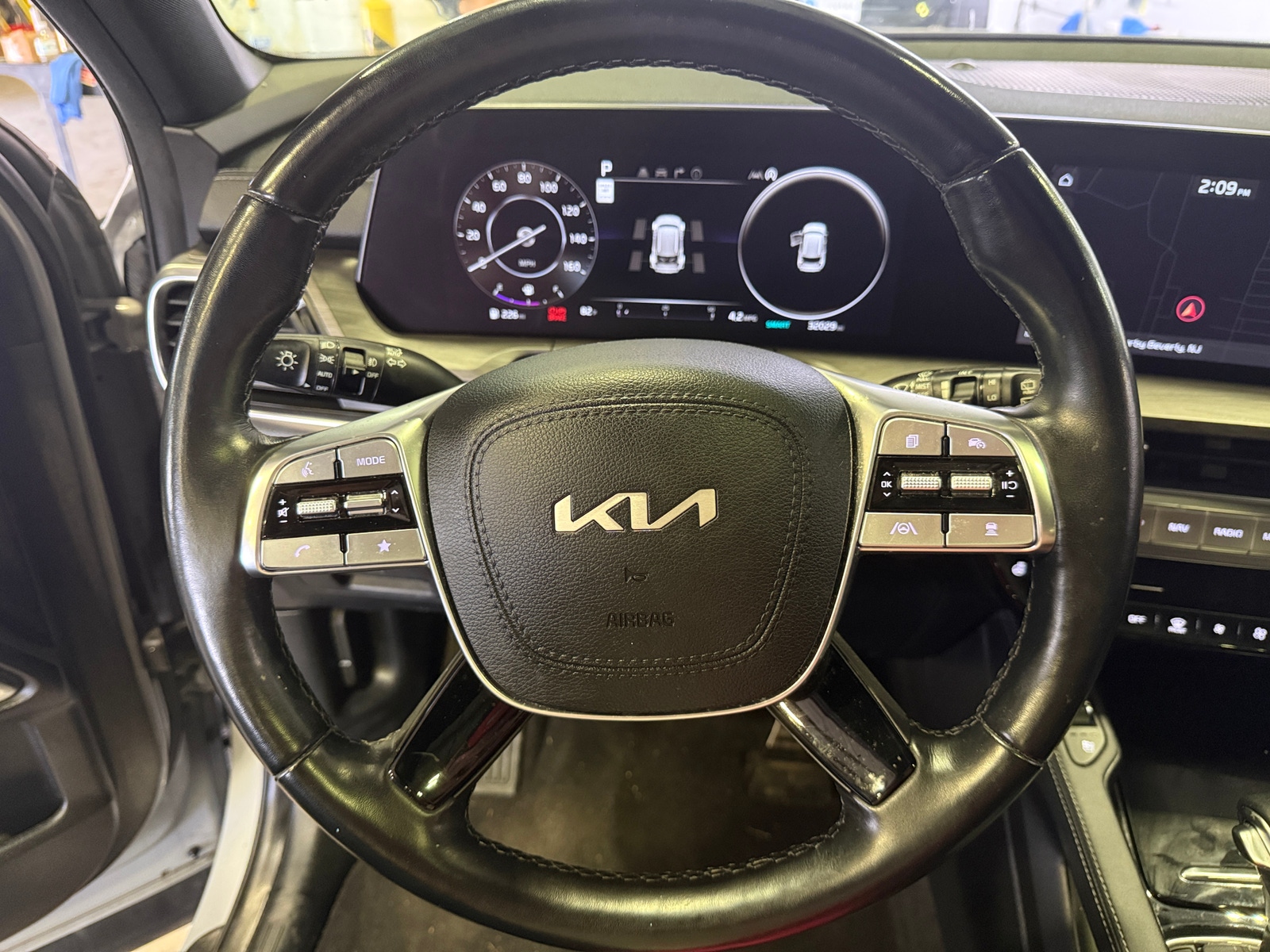 Thumbnail: 2024 Kia Telluride - 4