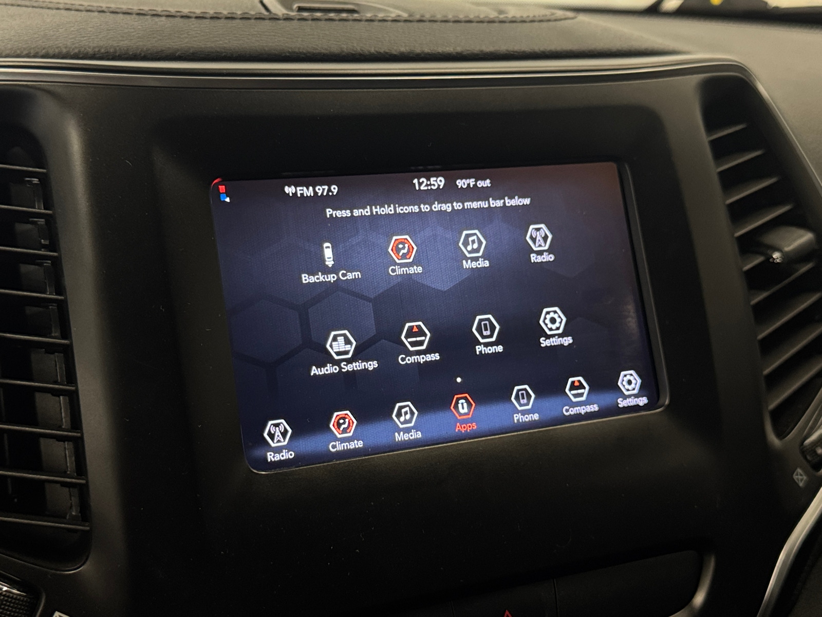 Thumbnail: 2019 Jeep Cherokee - 4