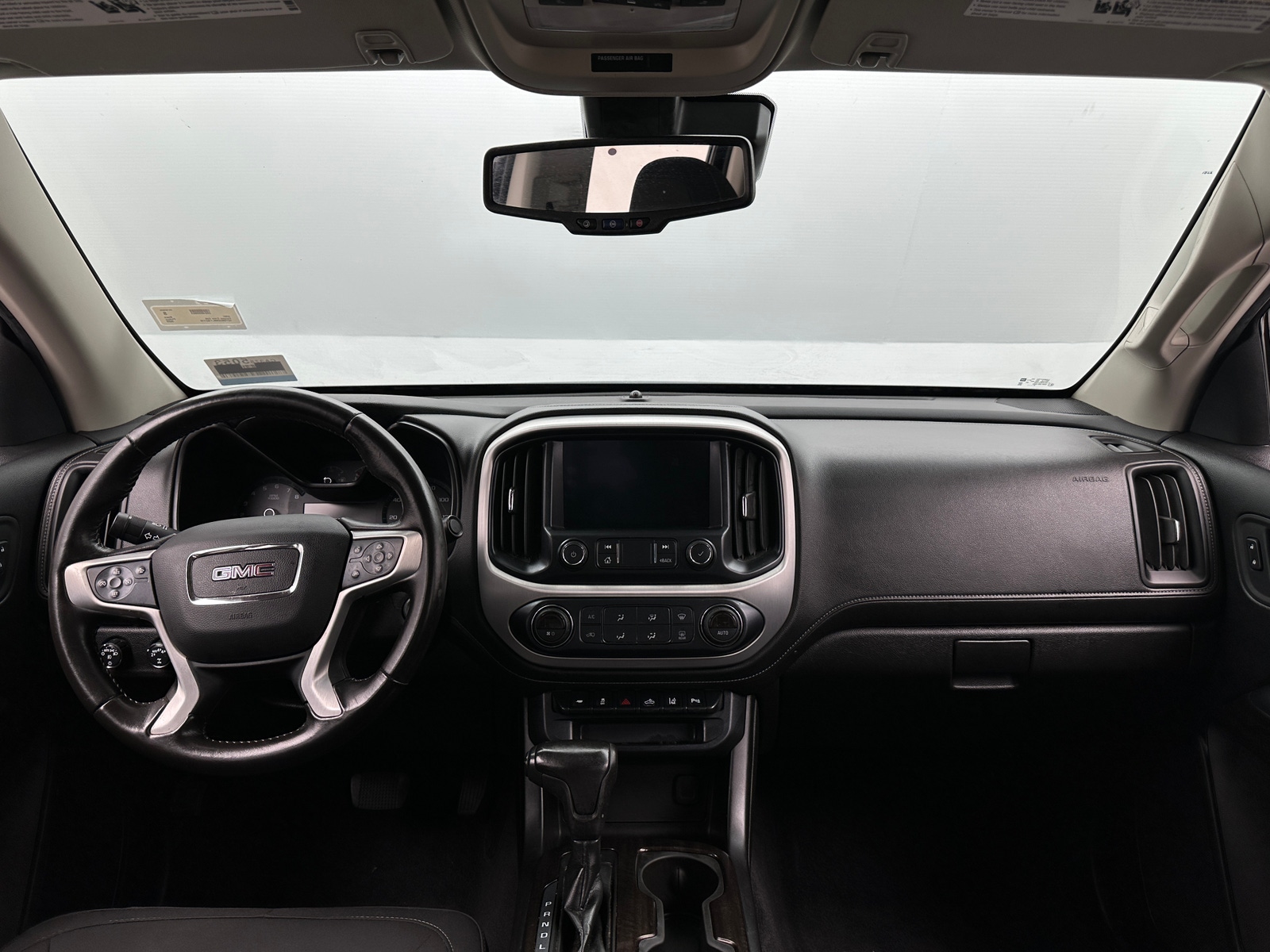 Thumbnail: 2020 GMC Canyon - 3