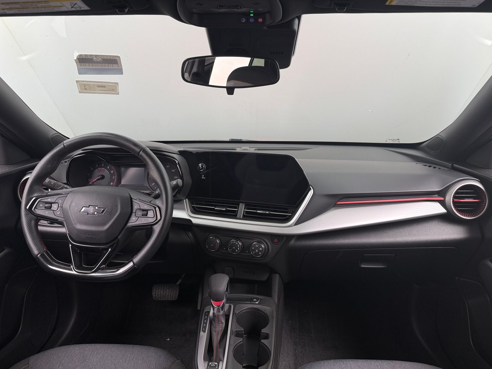 Thumbnail: 2024 Chevrolet Trax - 3