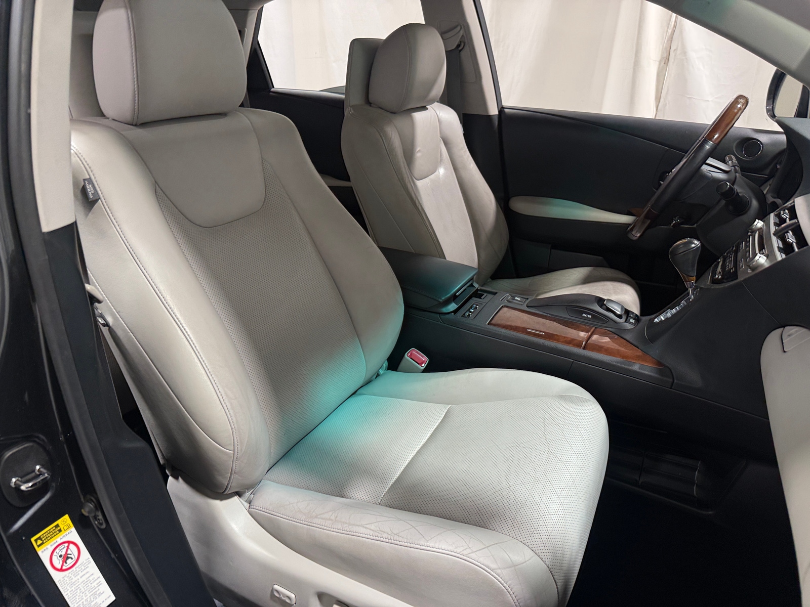 Thumbnail: 2010 Lexus RX - 2