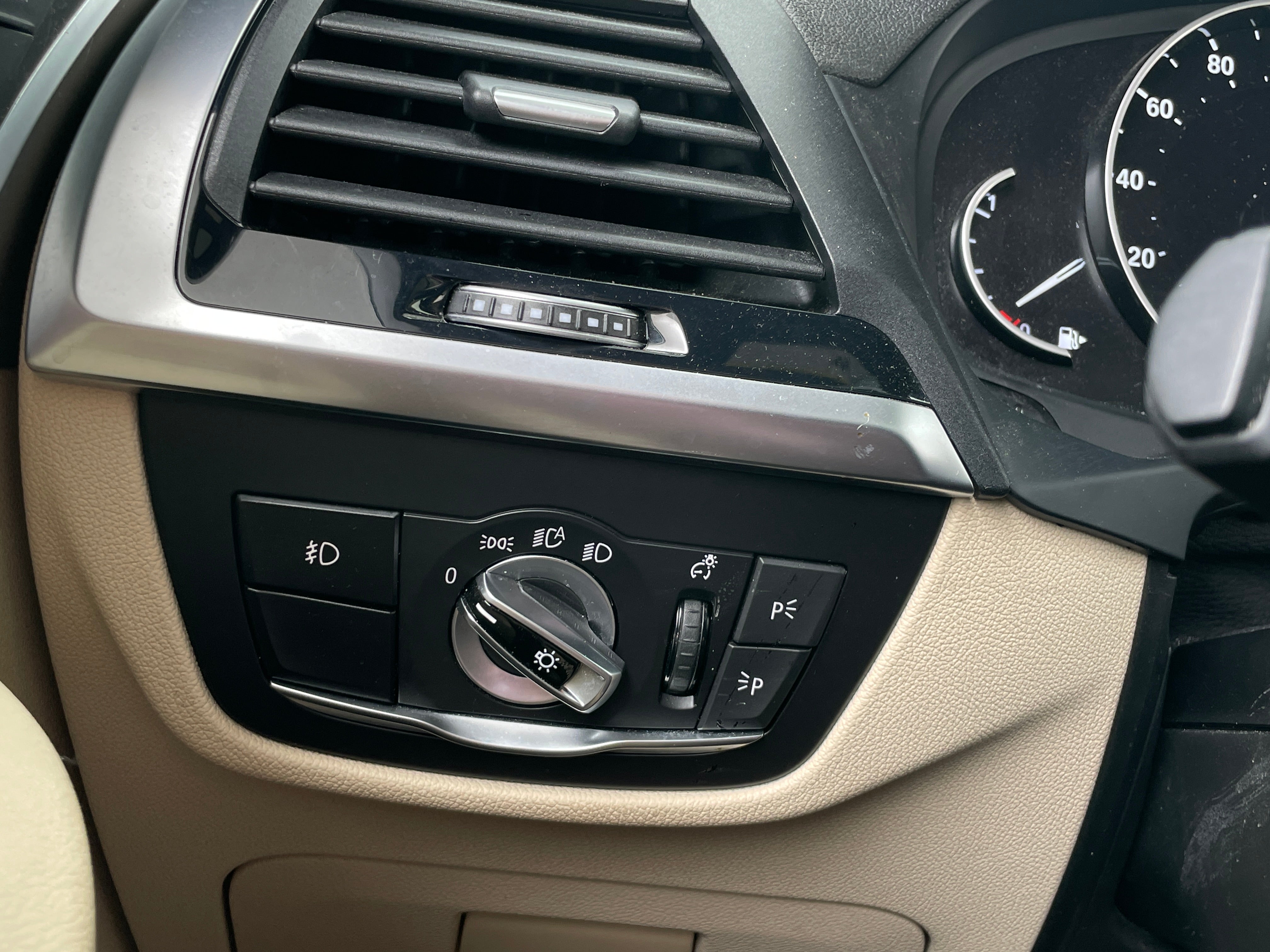 2020 BMW X3 30i - Photo 11