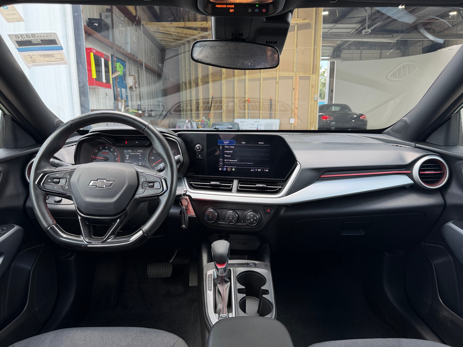 Thumbnail: 2024 Chevrolet Trax - 3
