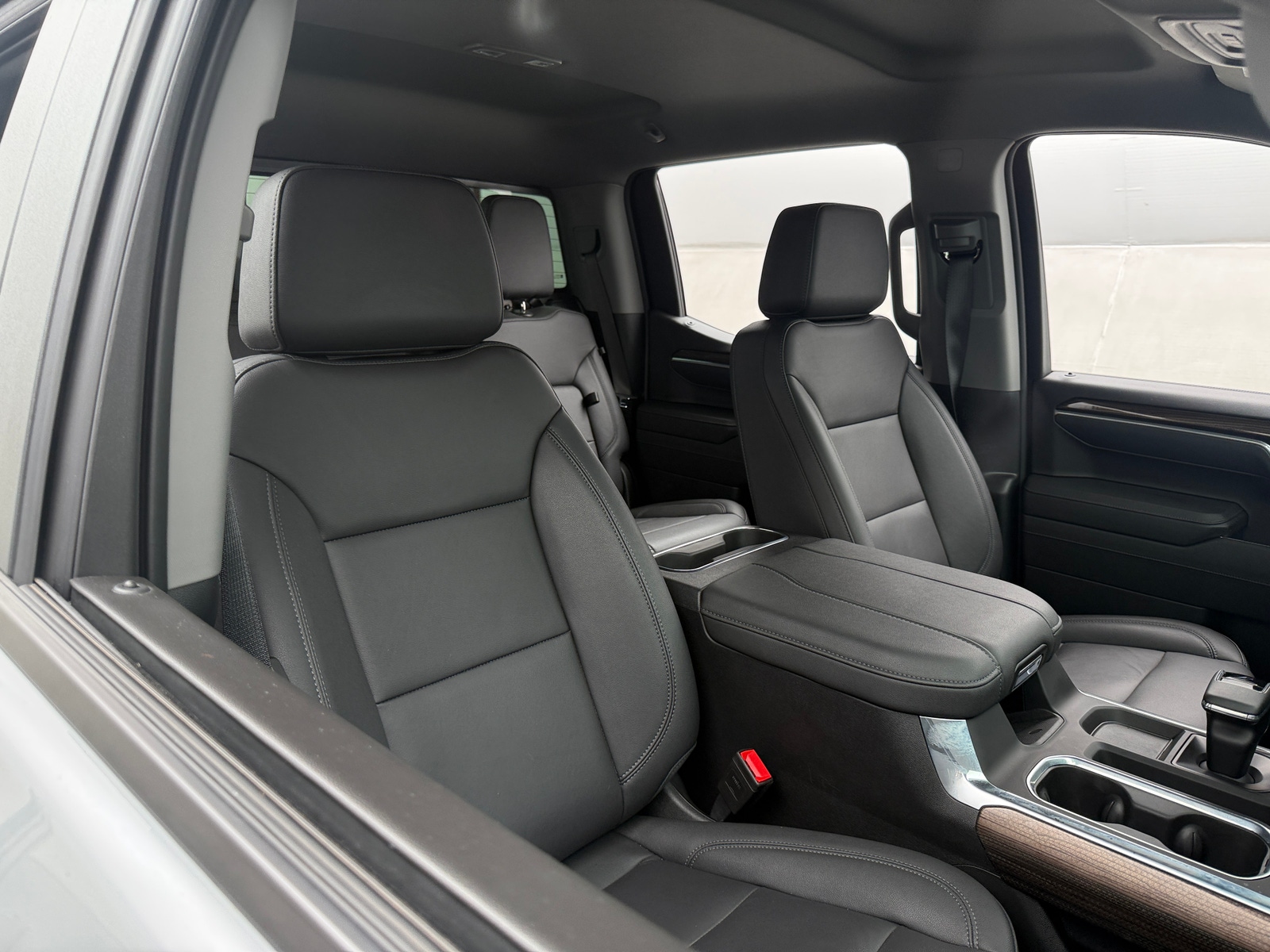 Thumbnail: 2025 Chevrolet Silverado 1500 - 2