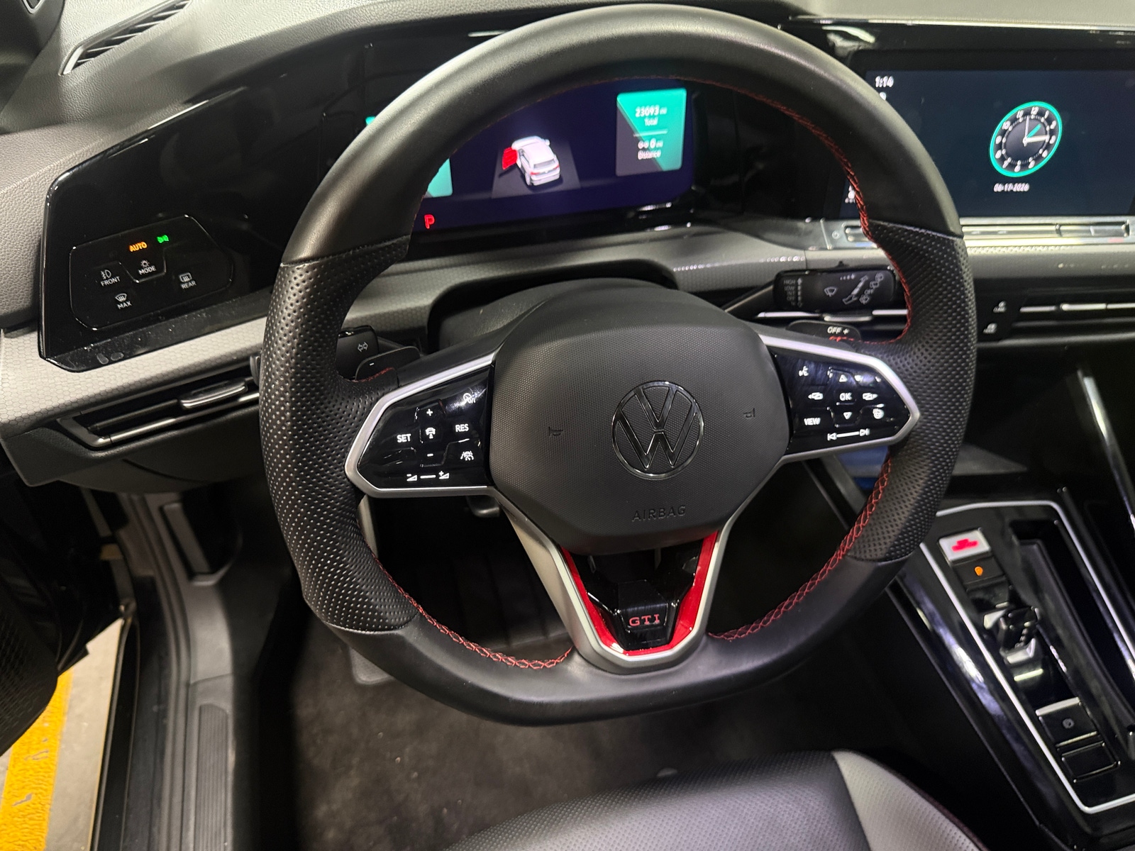 Thumbnail: 2024 Volkswagen Golf - 4
