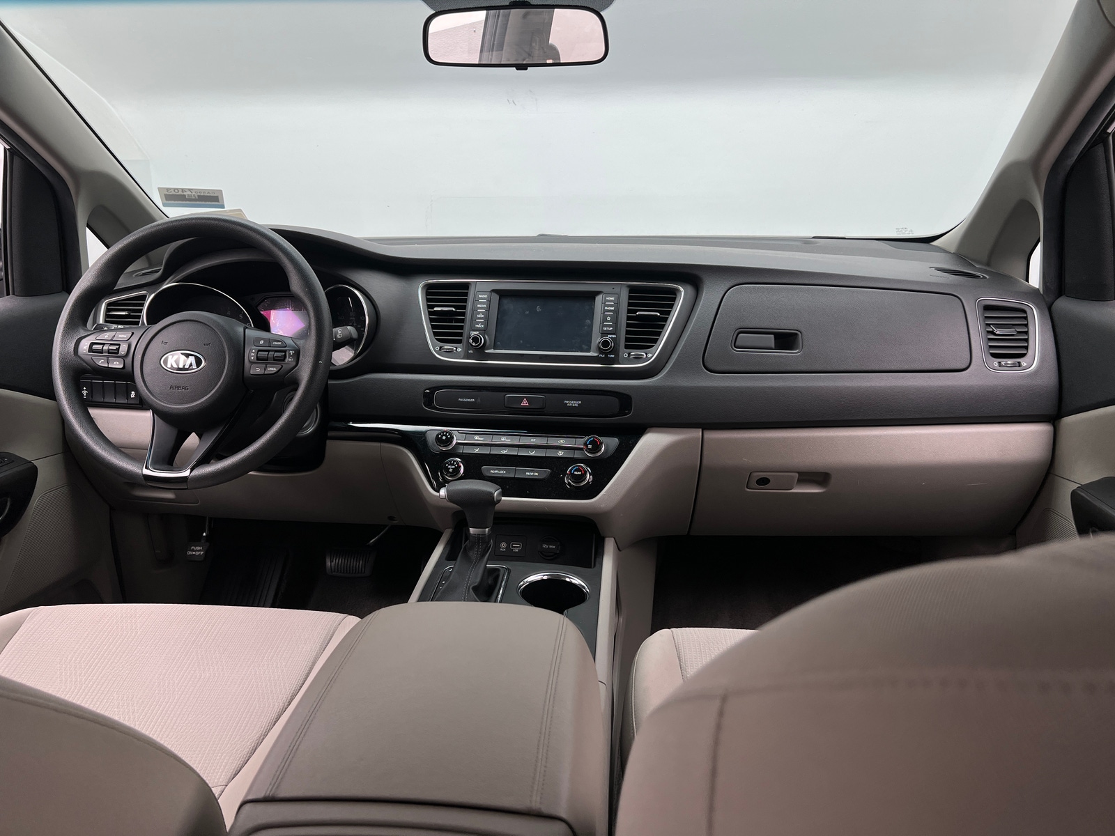 Thumbnail: 2021 Kia Sedona - 3