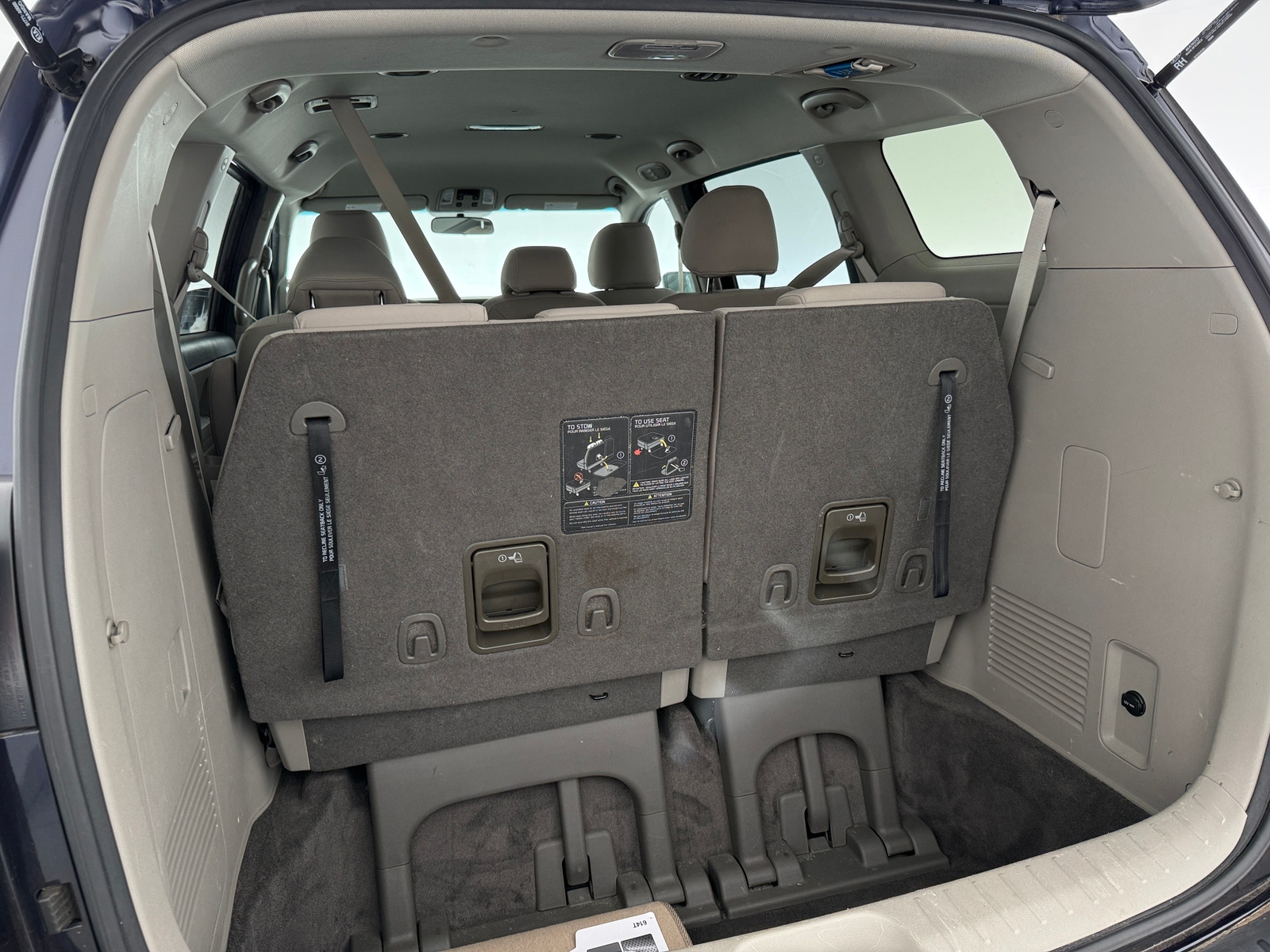 Thumbnail: 2021 Kia Sedona - 7