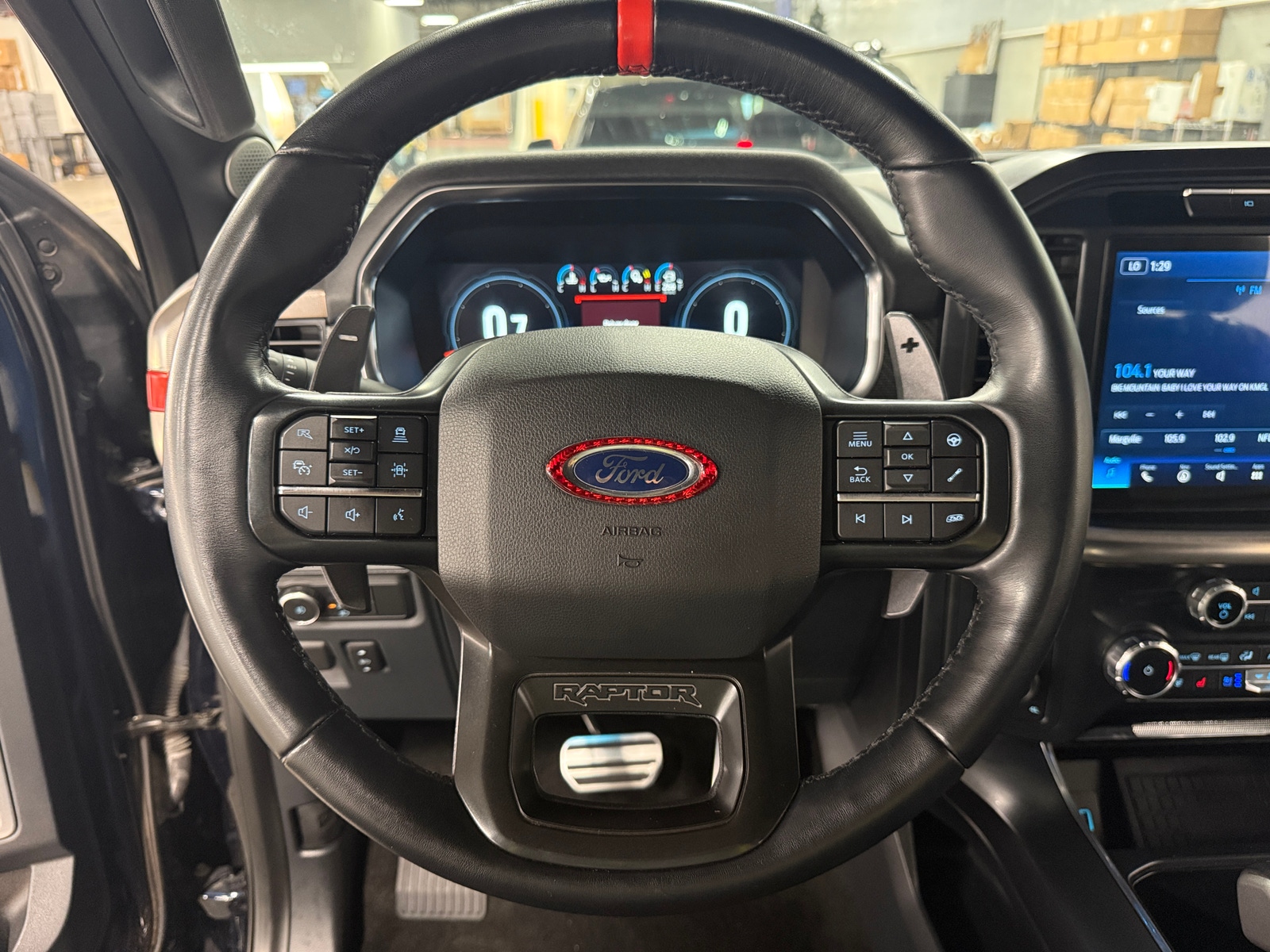 Thumbnail: 2022 Ford Econoline - 4