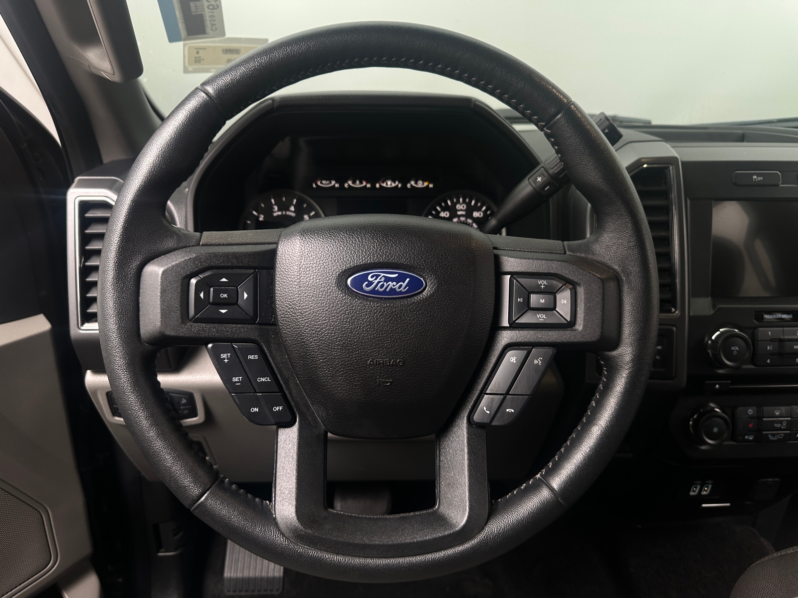 Thumbnail: 2018 Ford Econoline - 5