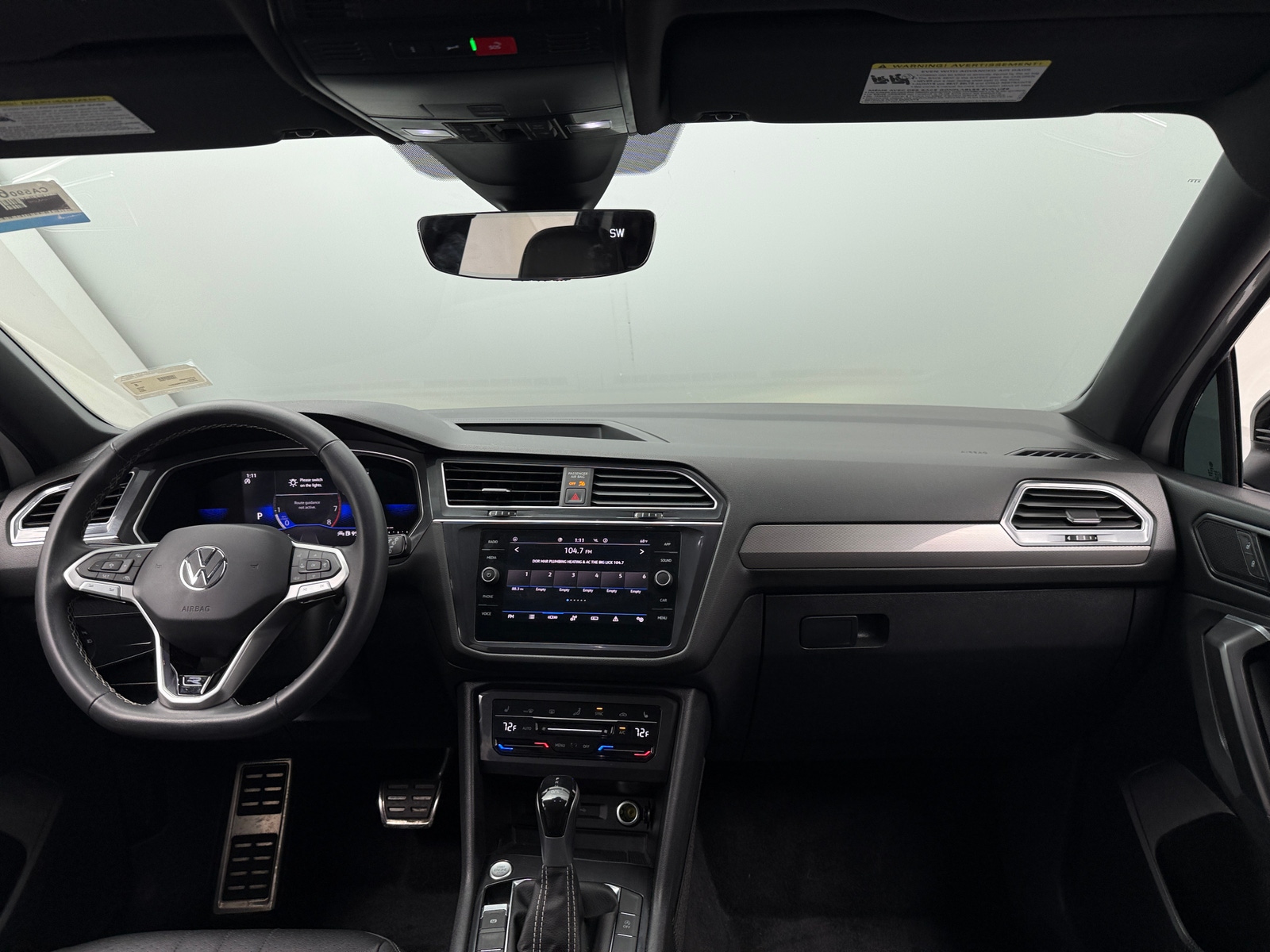 Thumbnail: 2023 Volkswagen Tiguan - 2