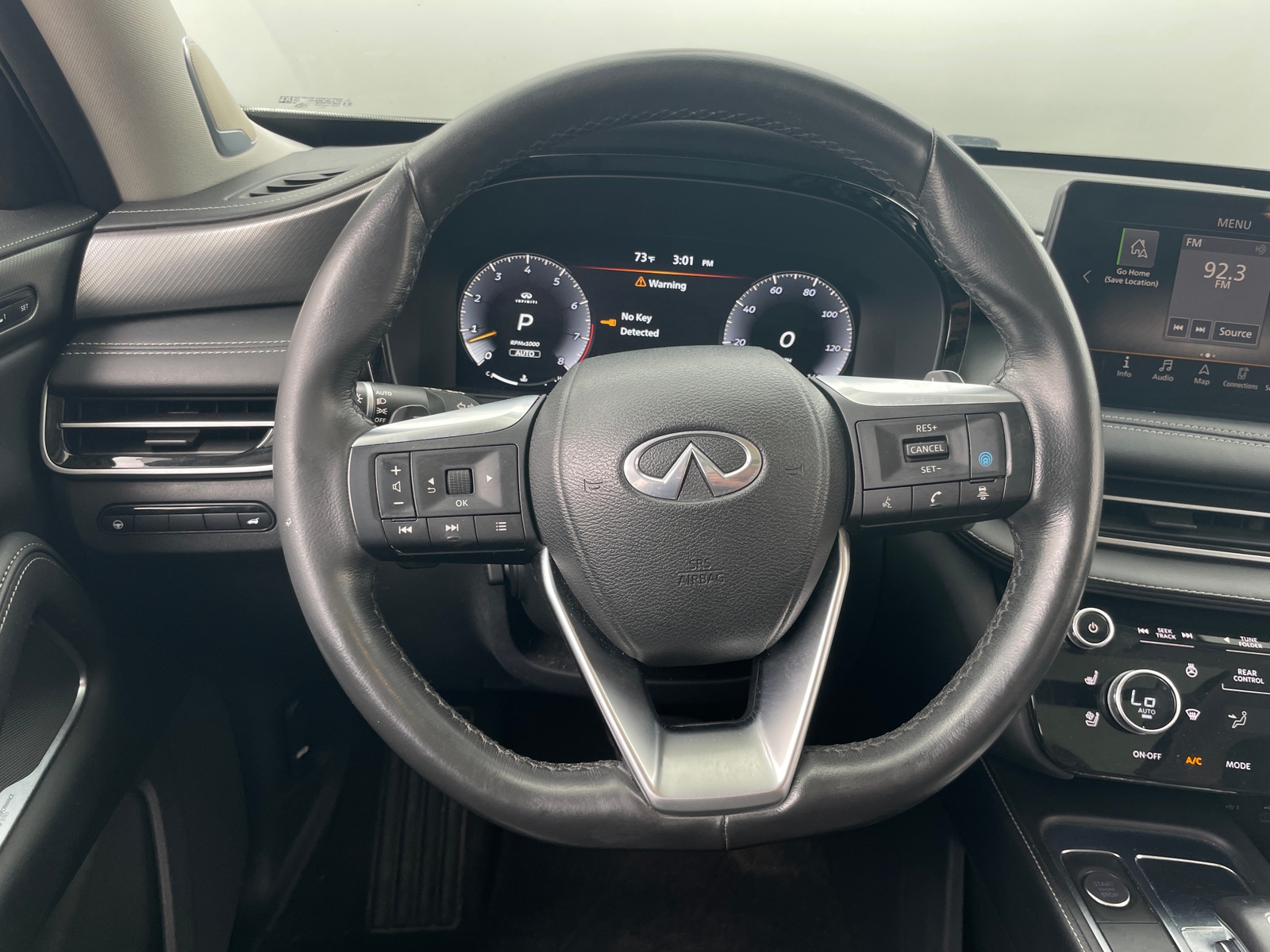 Thumbnail: 2023 INFINITI QX60 - 4