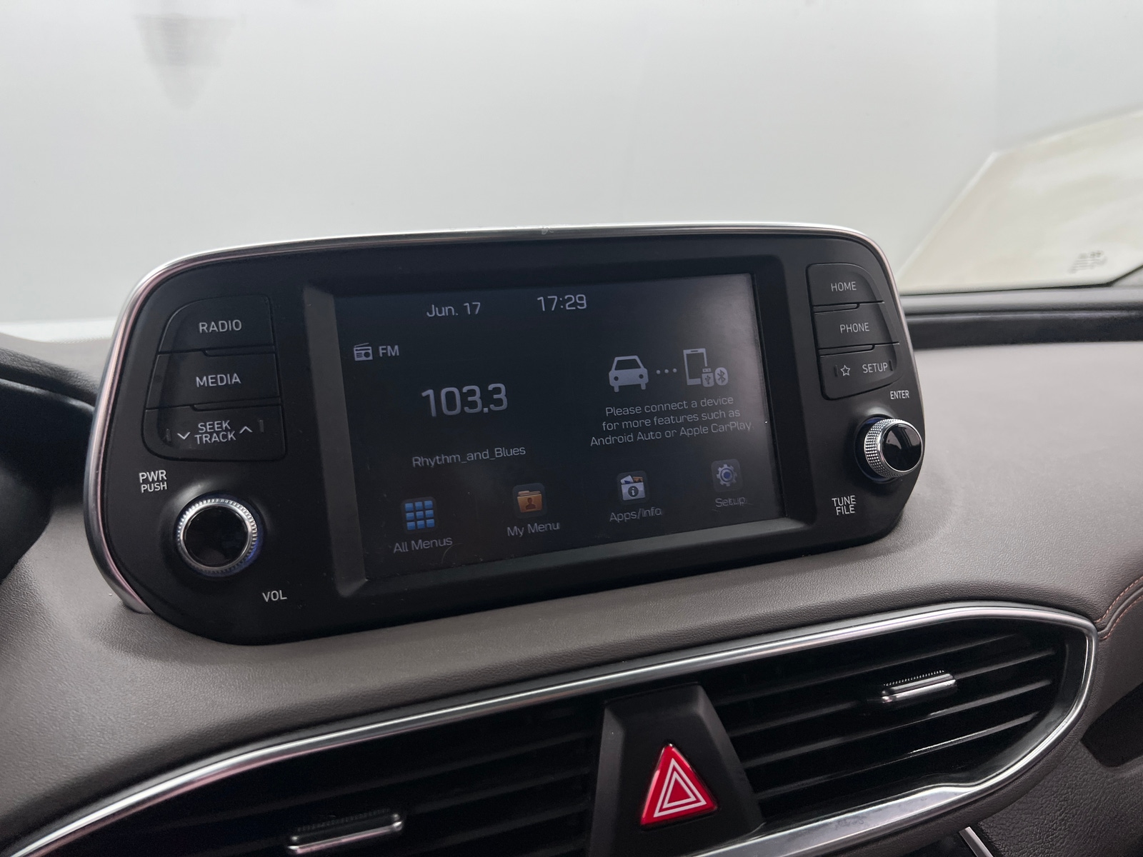 Thumbnail: 2019 Hyundai Santa Fe - 3
