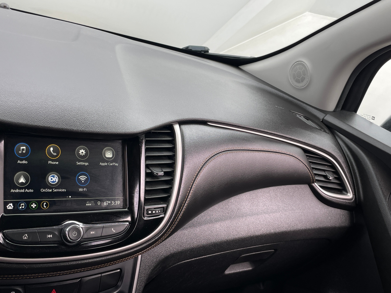 Thumbnail: 2019 Chevrolet Trax - 4