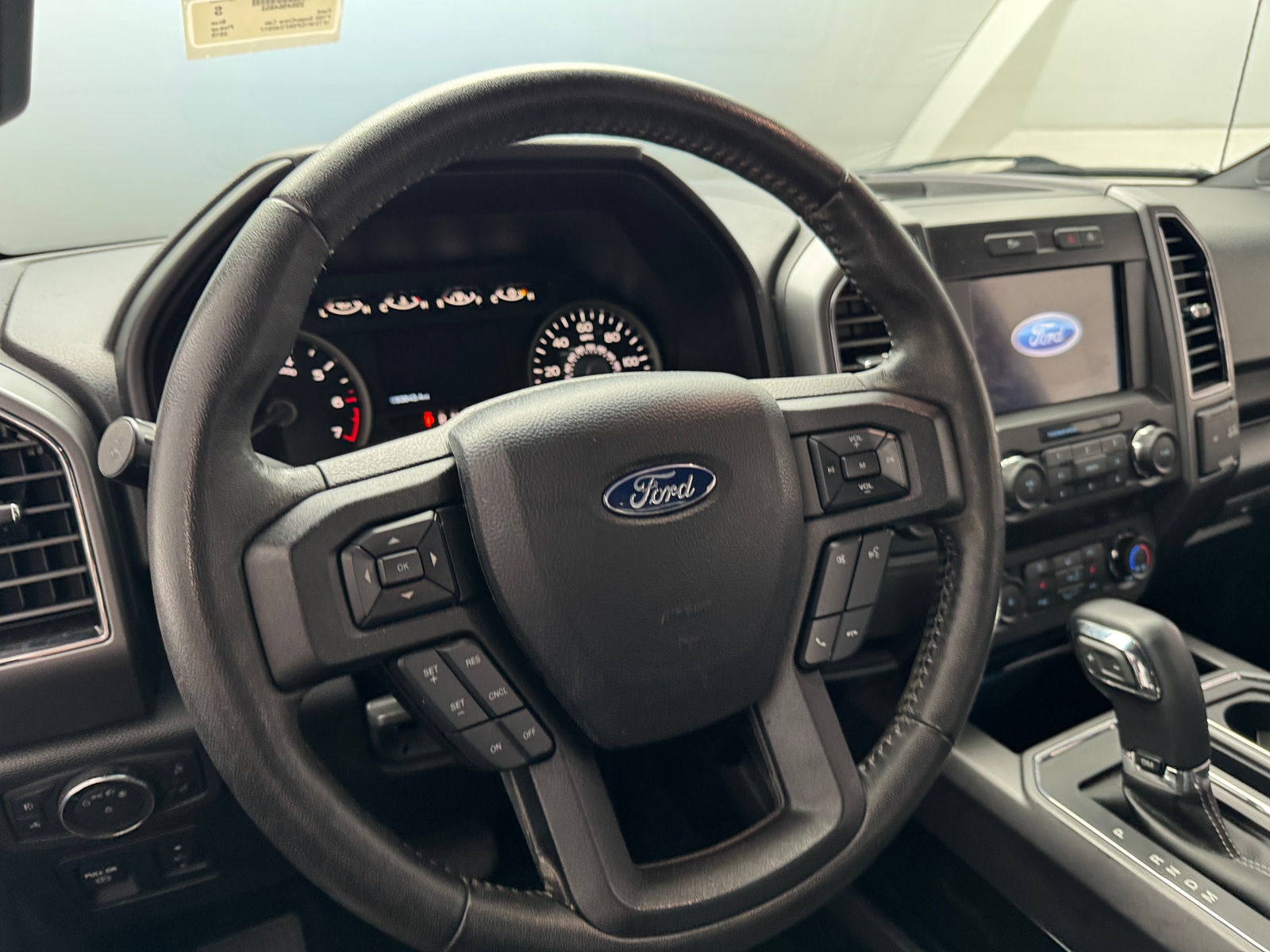 Thumbnail: 2019 Ford Econoline - 5