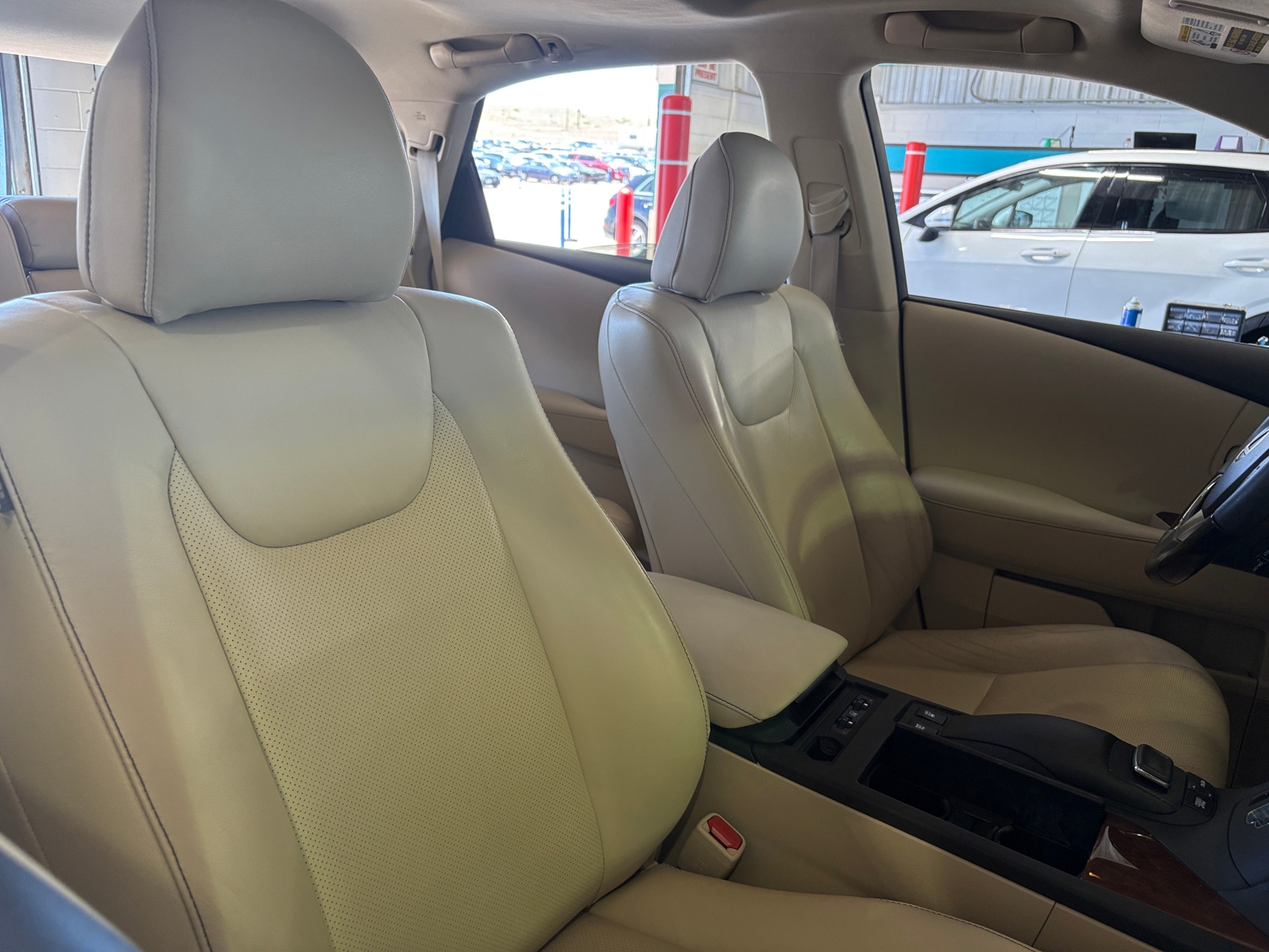 Thumbnail: 2015 Lexus RX - 2