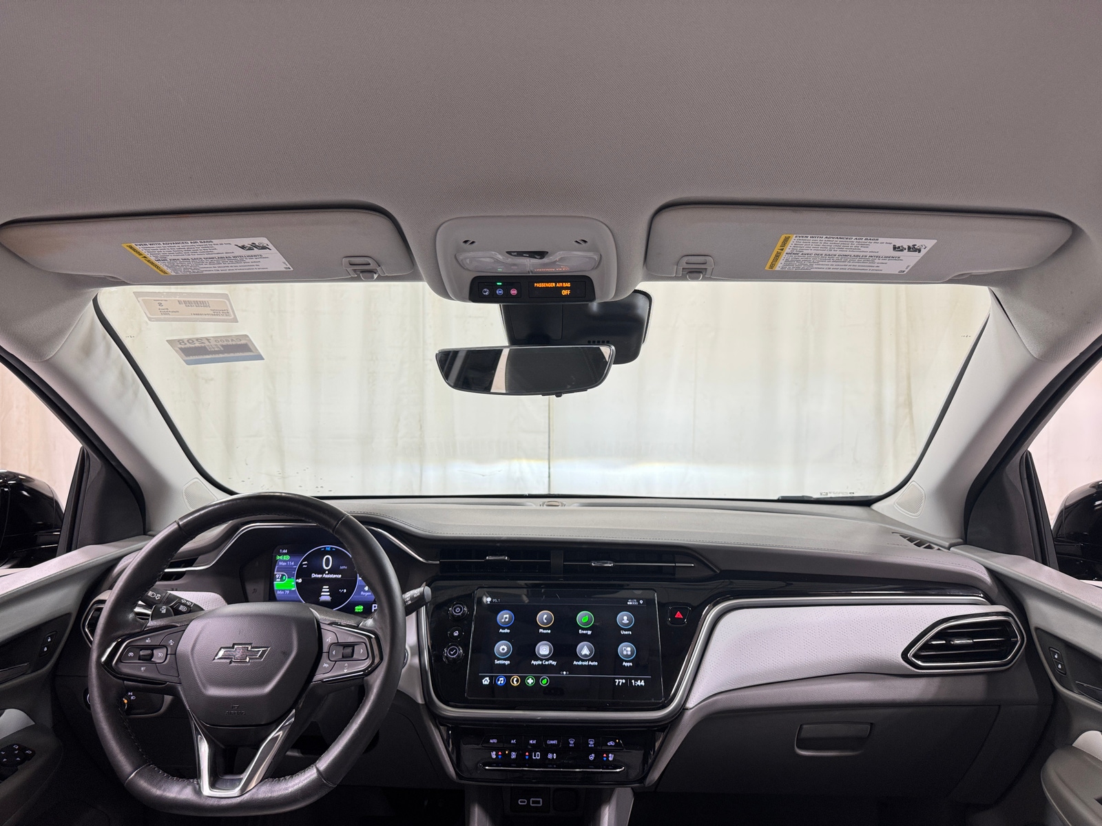 Thumbnail: 2023 Chevrolet Bolt EUV - 2