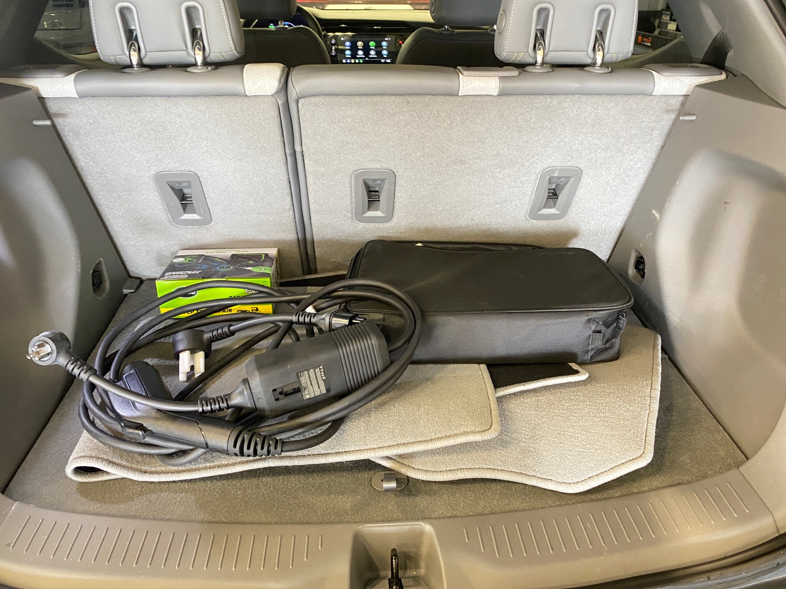 Thumbnail: 2023 Chevrolet Bolt EUV - 6