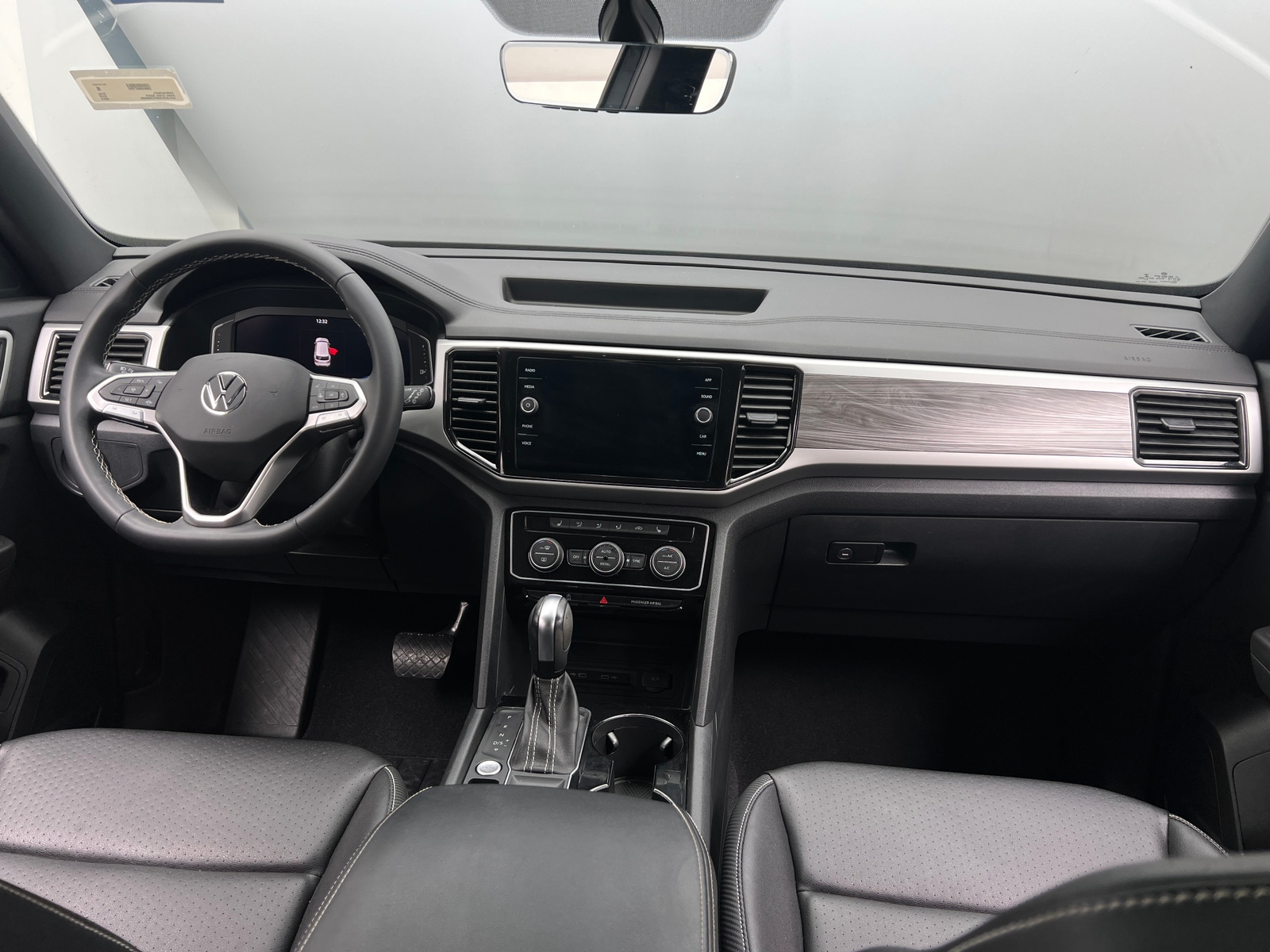 Thumbnail: 2023 Volkswagen Atlas - 2