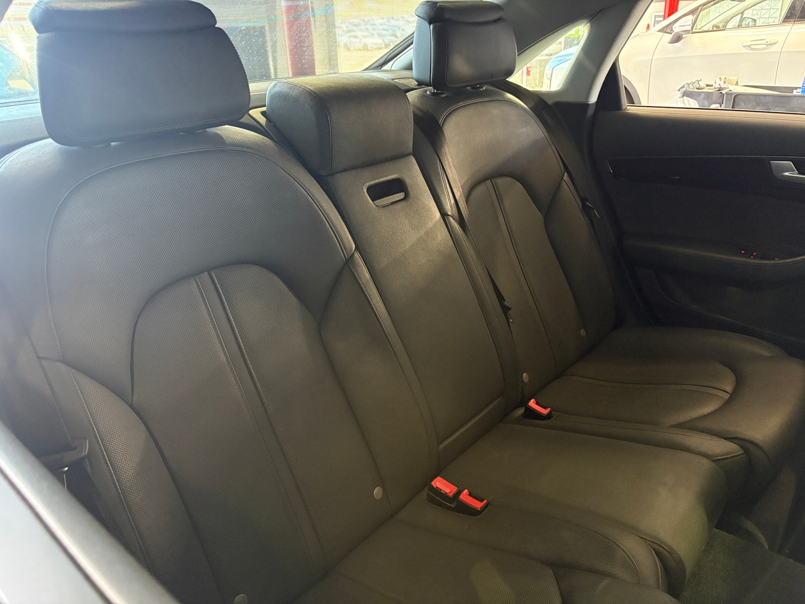 Thumbnail: 2014 Audi A8 - 5