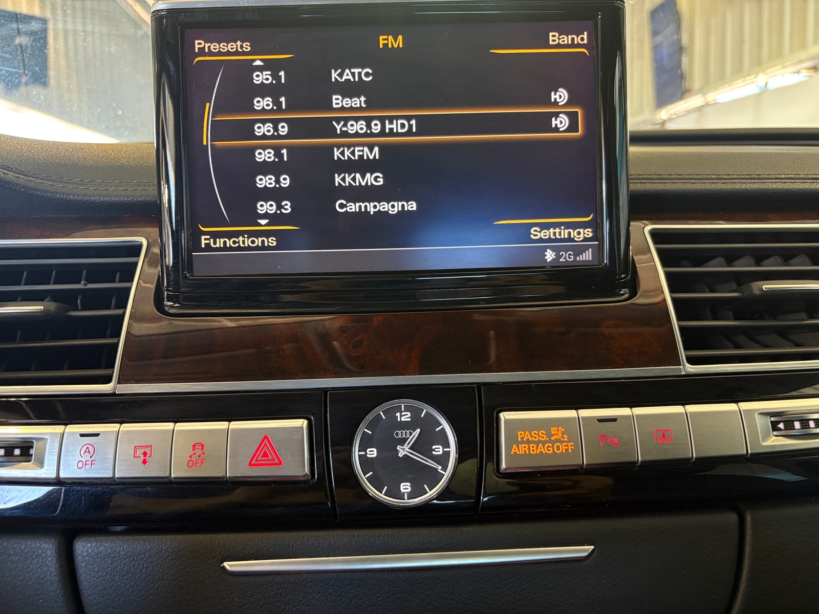 Thumbnail: 2014 Audi A8 - 3