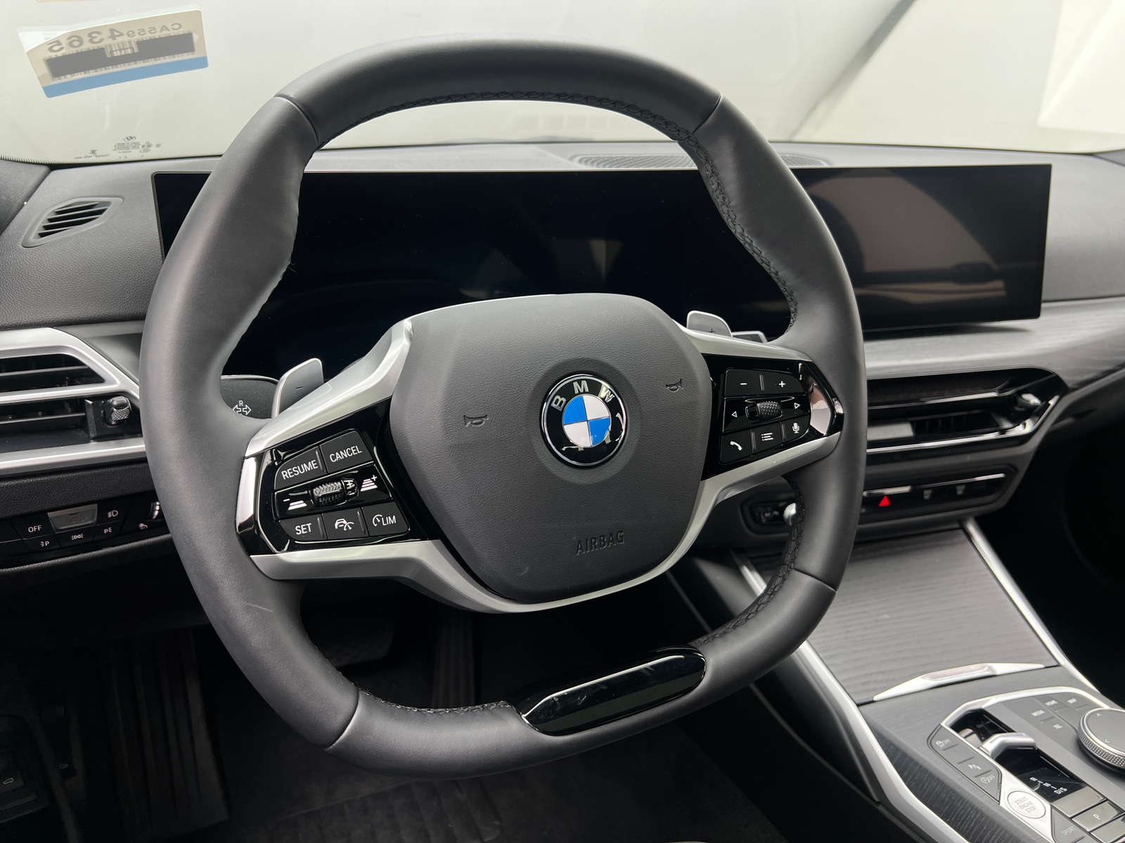 Thumbnail: 2025 BMW 3 Series - 4