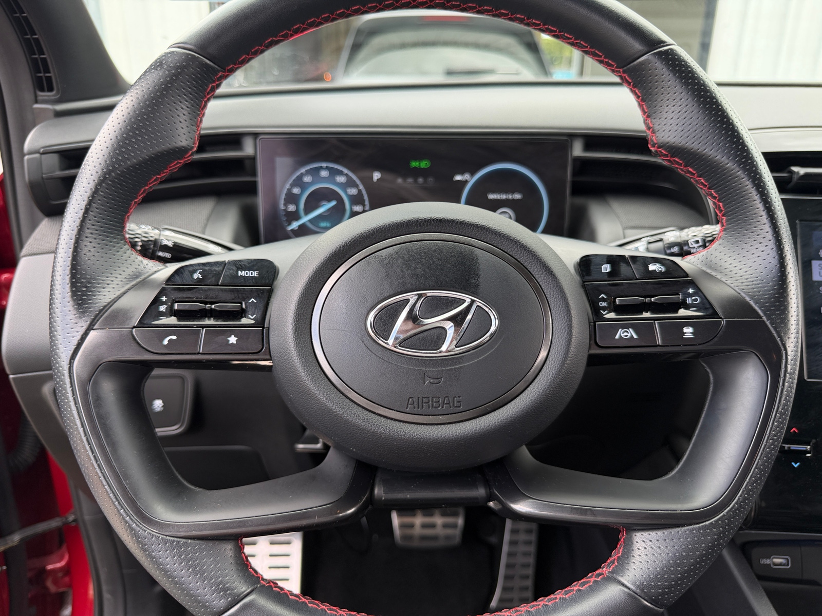 Thumbnail: 2022 Hyundai Tucson - 4