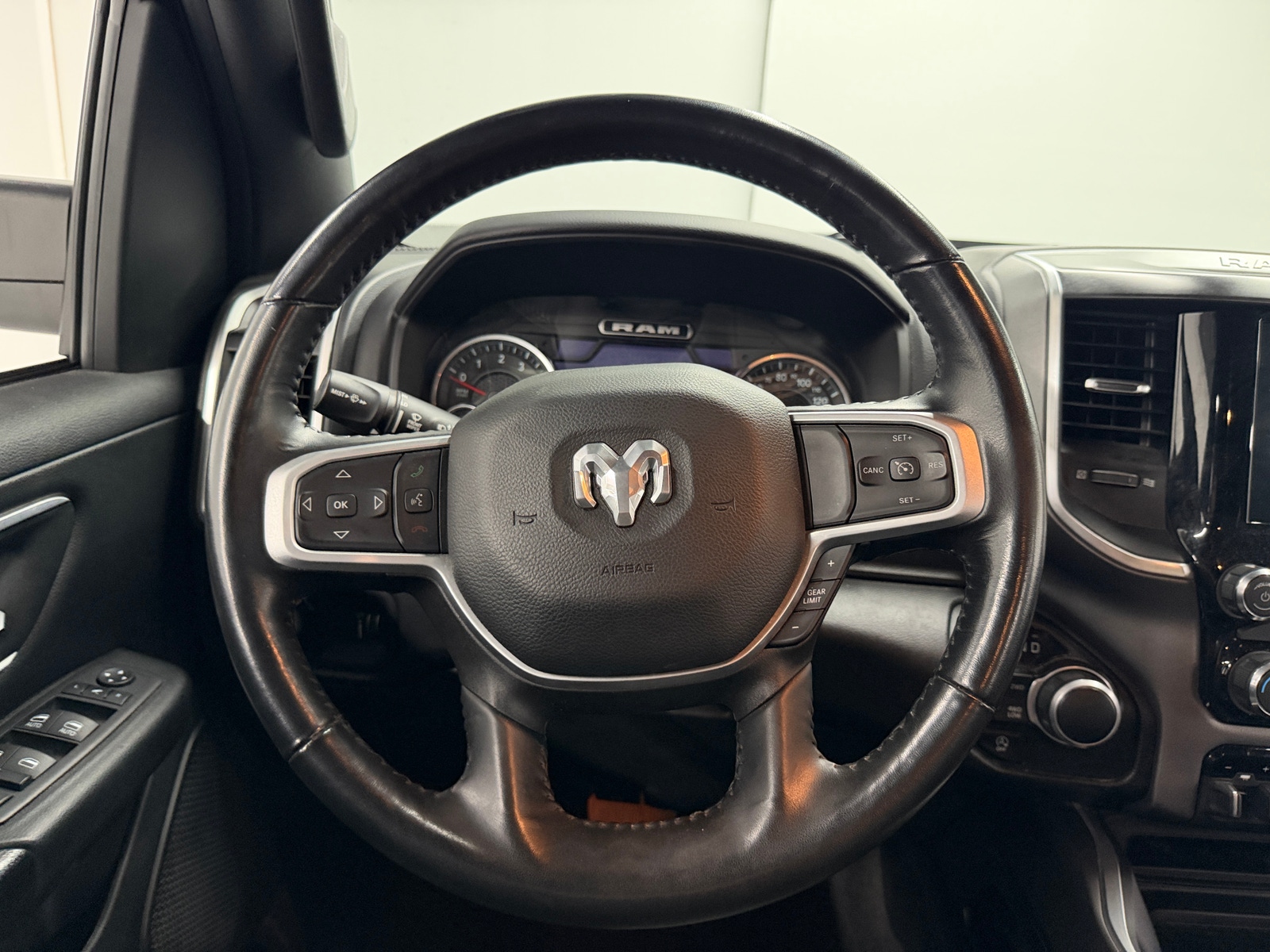Thumbnail: 2022 RAM 1500 - 5