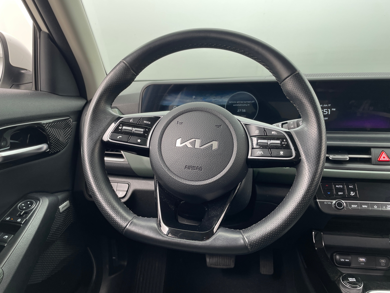 Thumbnail: 2024 Kia Seltos - 4
