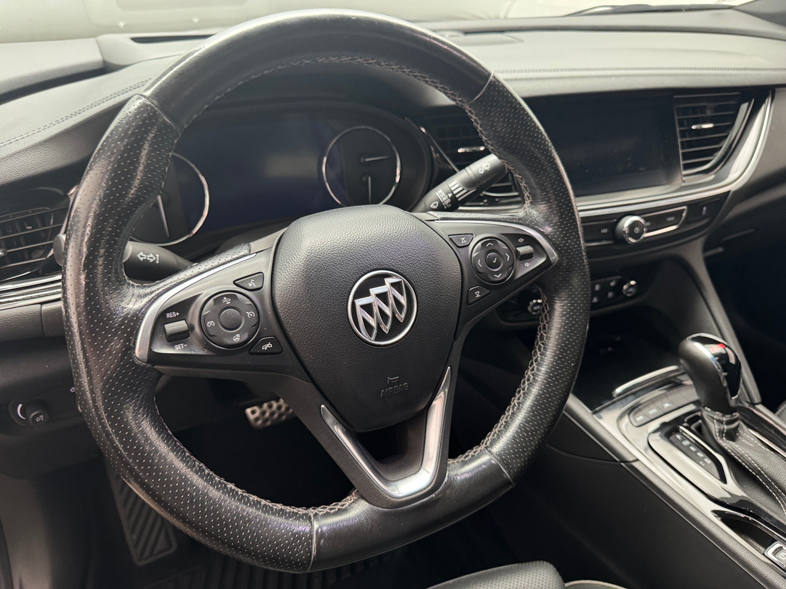 Thumbnail: 2019 Buick Regal - 4