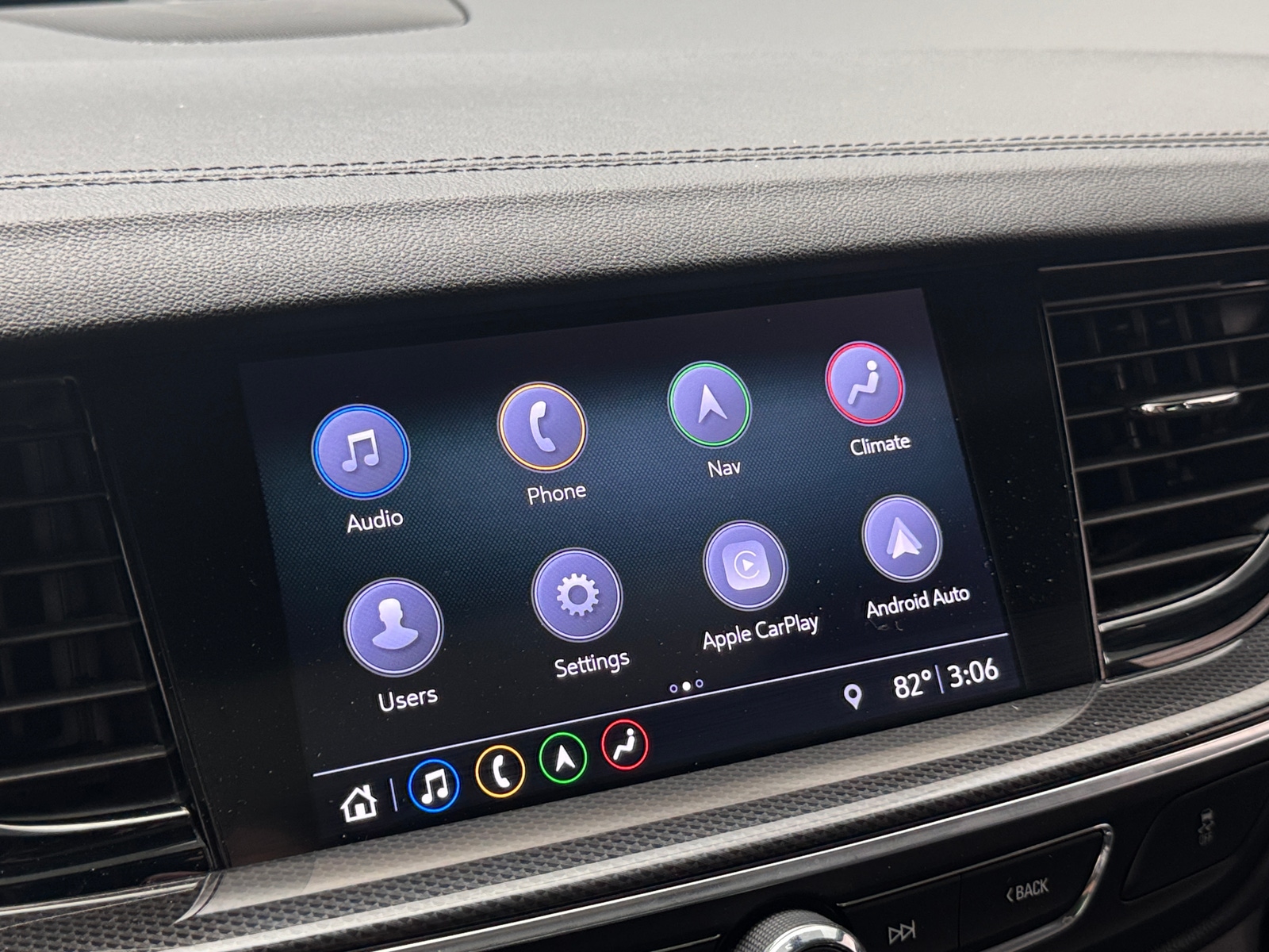Thumbnail: 2019 Buick Regal - 3