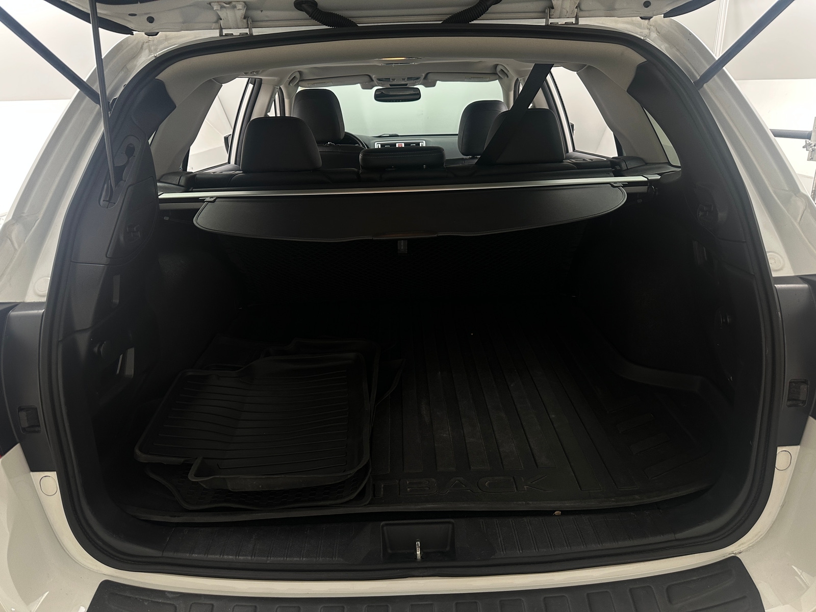 Thumbnail: 2016 Subaru Outback - 6