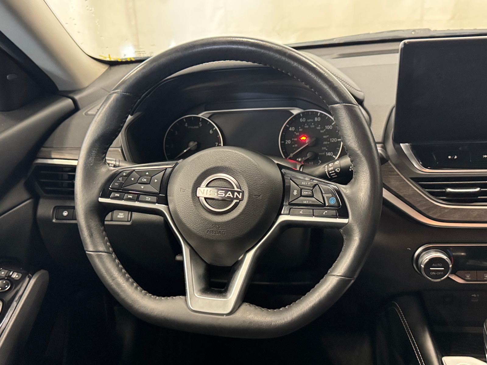 Thumbnail: 2023 Nissan Altima - 4