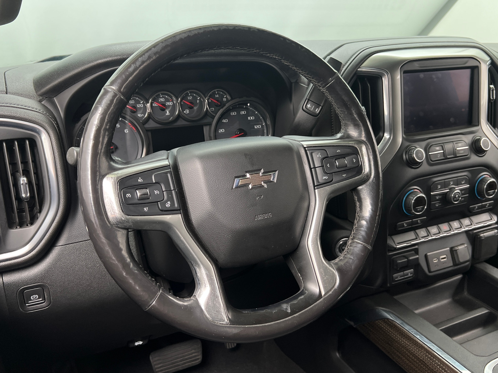 Thumbnail: 2019 Chevrolet Silverado 1500 - 5