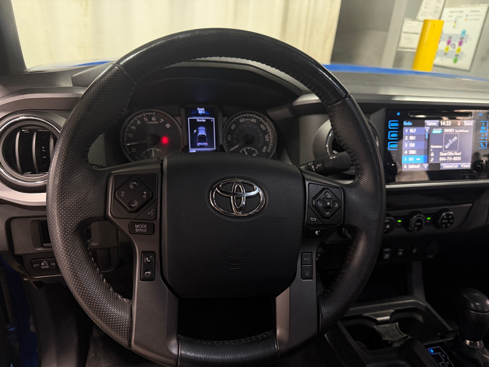 Thumbnail: 2018 Toyota Tacoma - 5