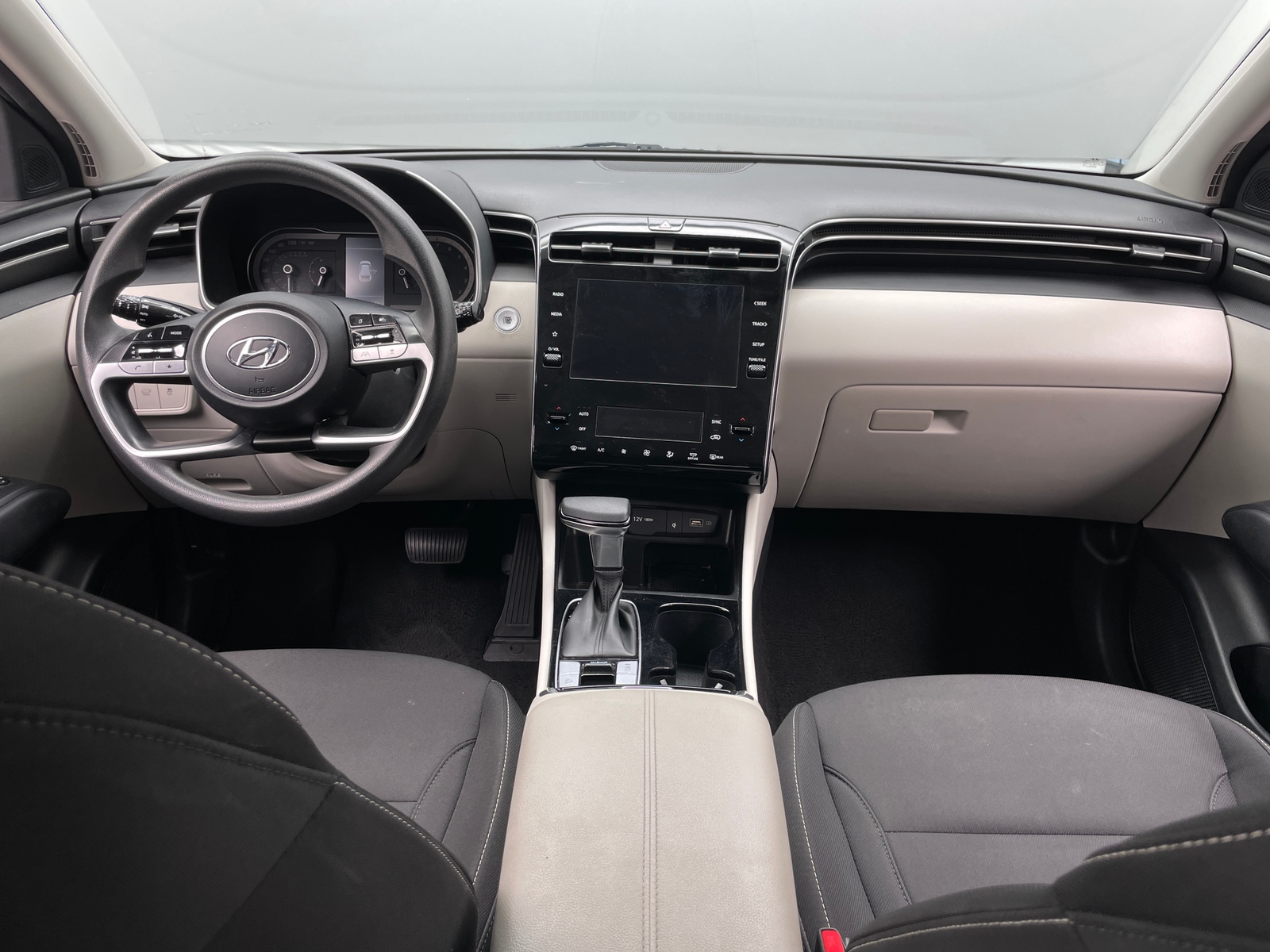 Thumbnail: 2024 Hyundai Tucson - 3