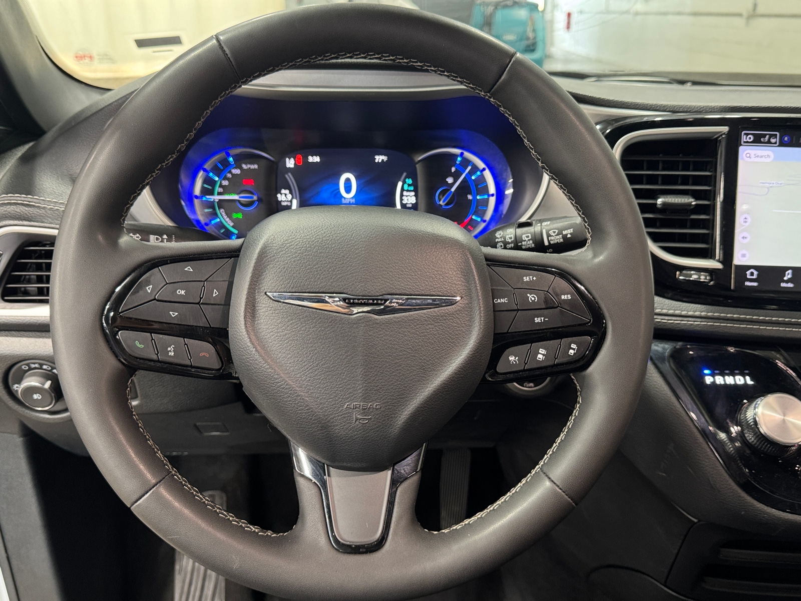 Thumbnail: 2024 Chrysler Pacifica - 4