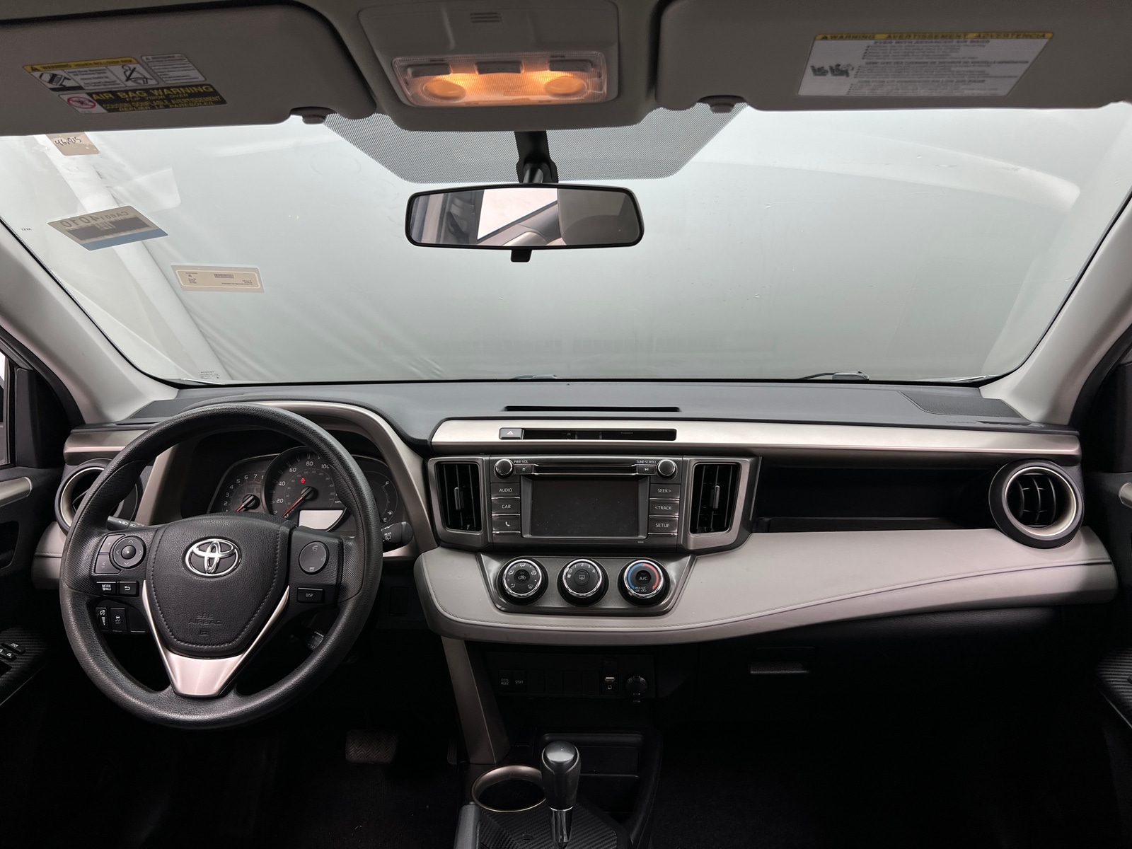 Thumbnail: 2015 Toyota RAV4 - 3