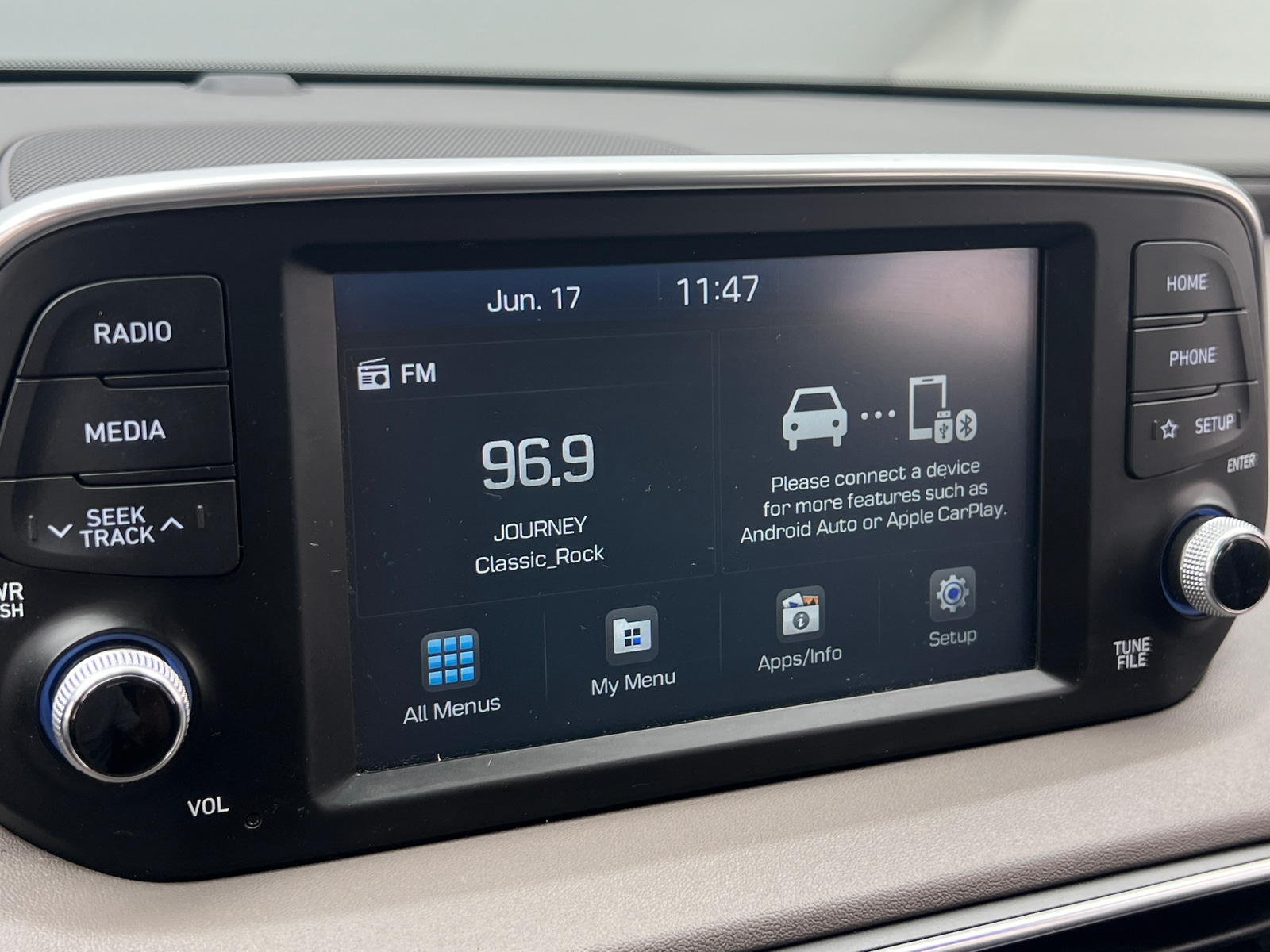 Thumbnail: 2020 Hyundai Santa Fe - 4