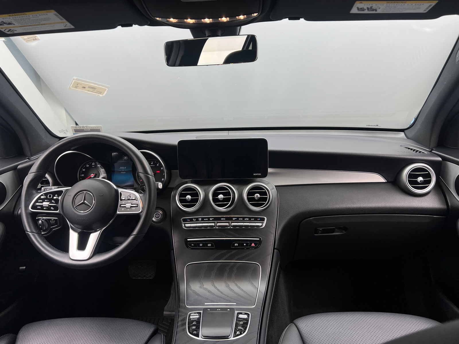 Thumbnail: 2021 Mercedes-Benz GLC - 2