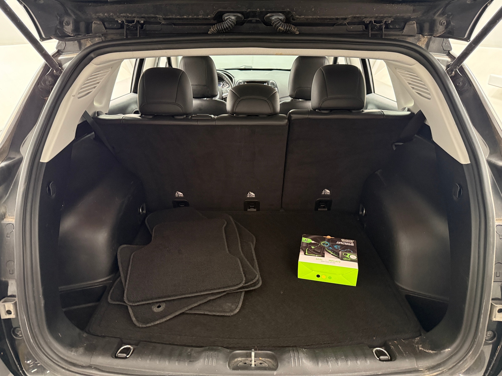 Thumbnail: 2019 Jeep Compass - 6