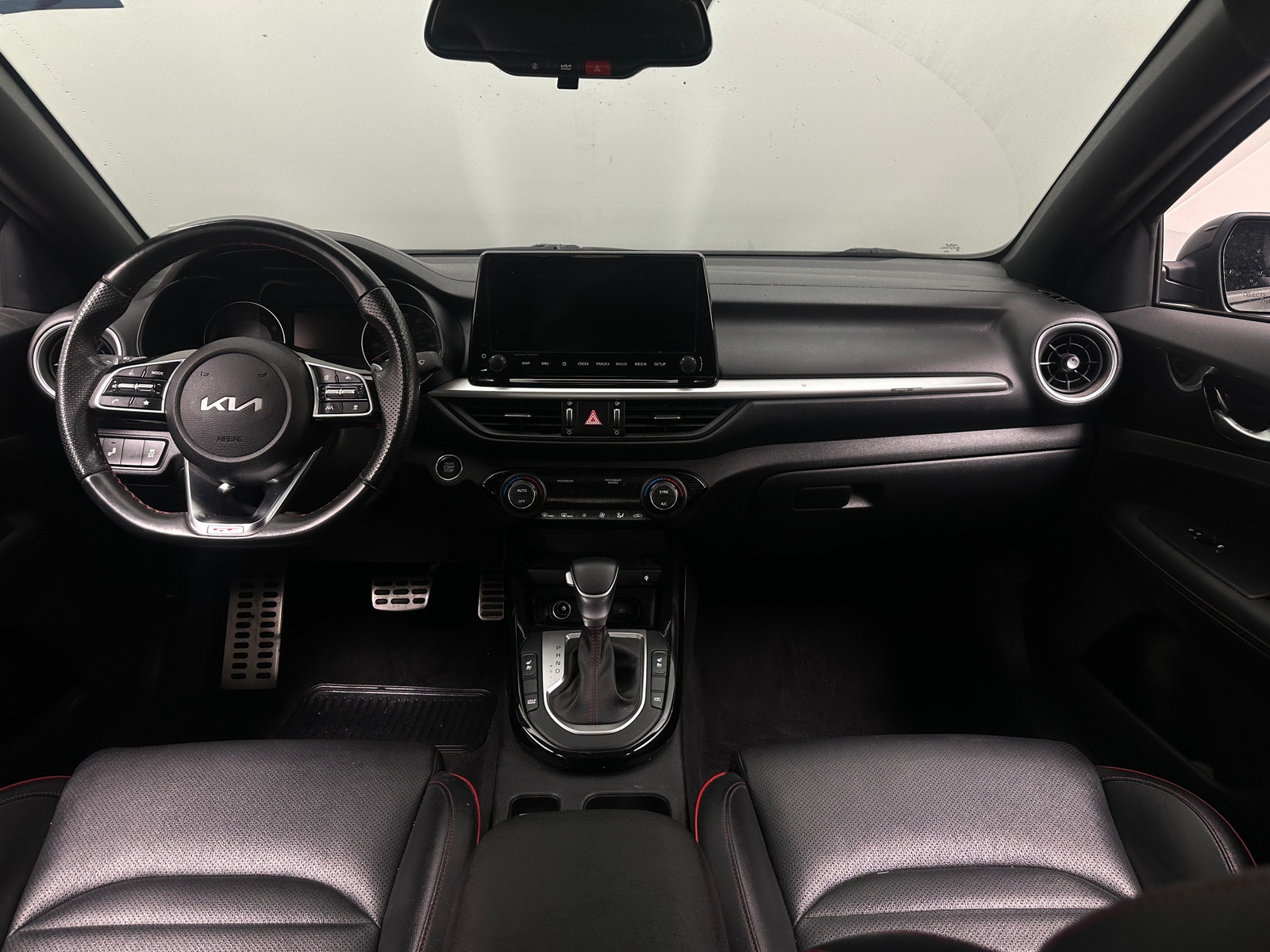 Thumbnail: 2023 Kia Forte - 2