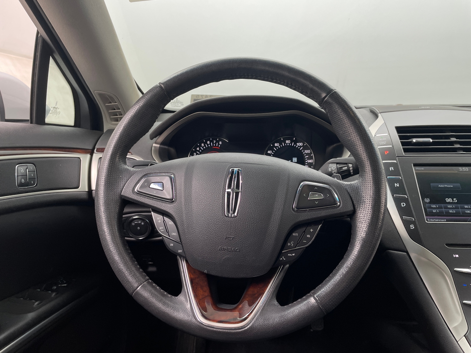 Thumbnail: 2014 Lincoln MKZ - 4