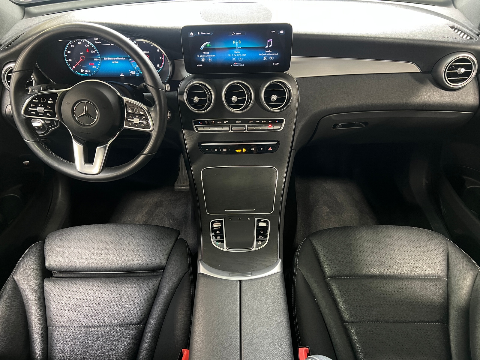 Thumbnail: 2023 Mercedes-Benz GLC - 2