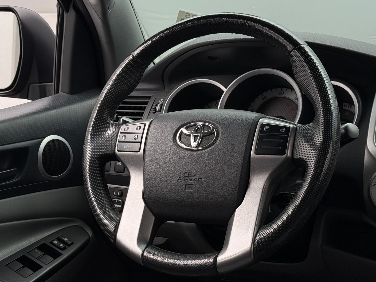 Thumbnail: 2013 Toyota Tacoma - 5