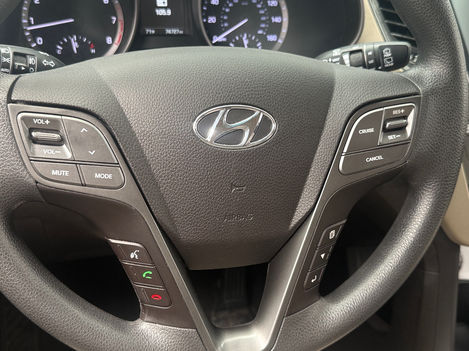 Thumbnail: 2018 Hyundai Santa Fe - 5