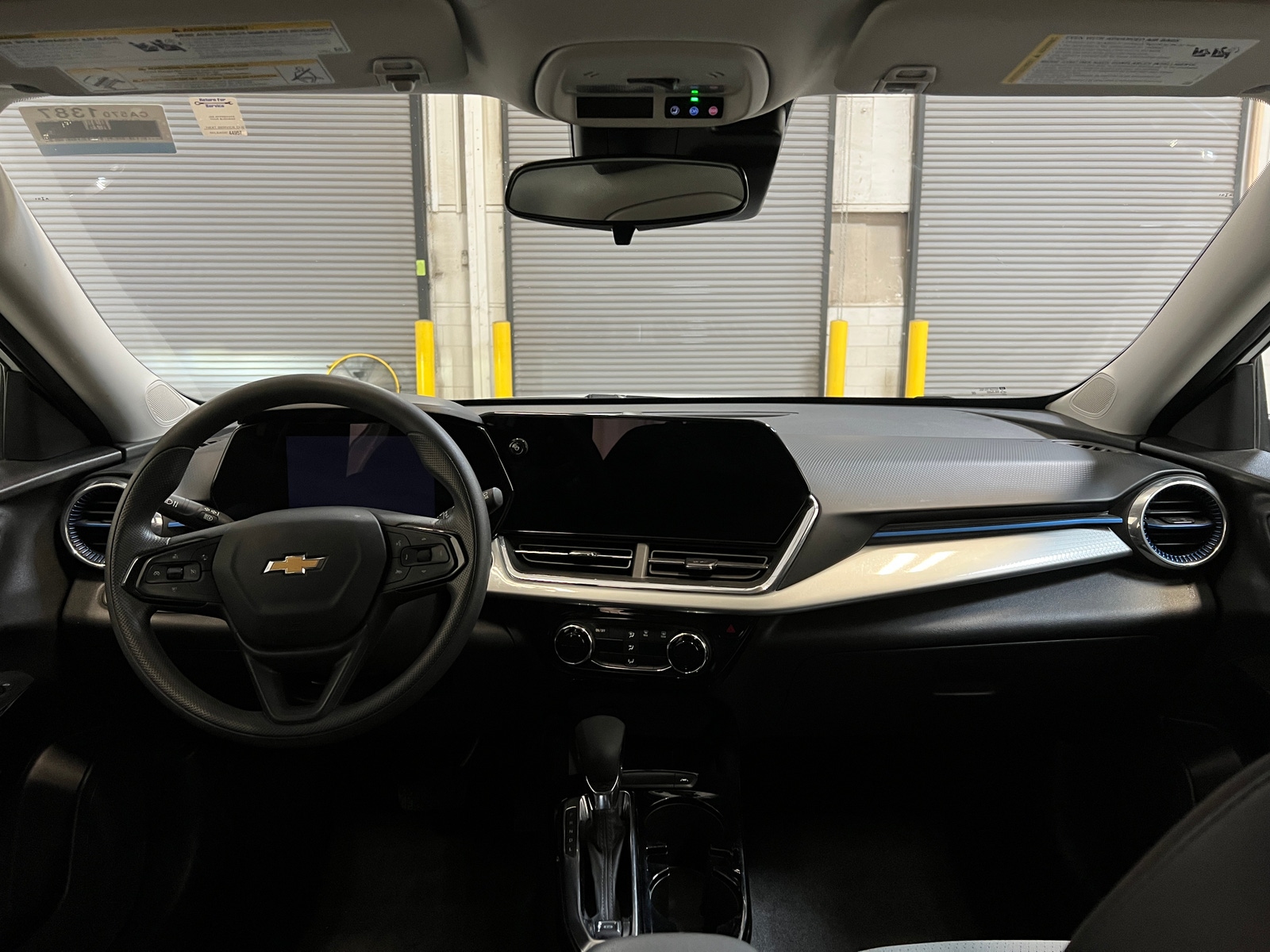 Thumbnail: 2025 Chevrolet Trax - 3
