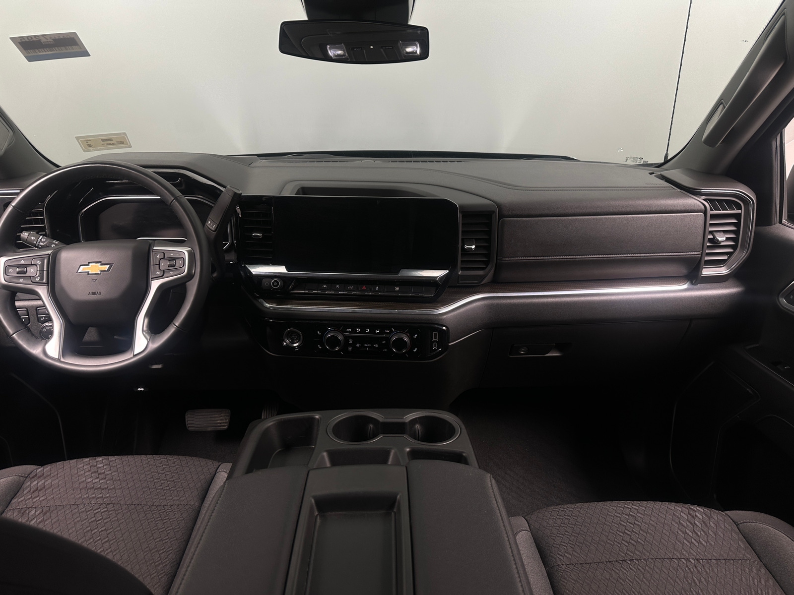 Thumbnail: 2024 Chevrolet Silverado 1500 - 3