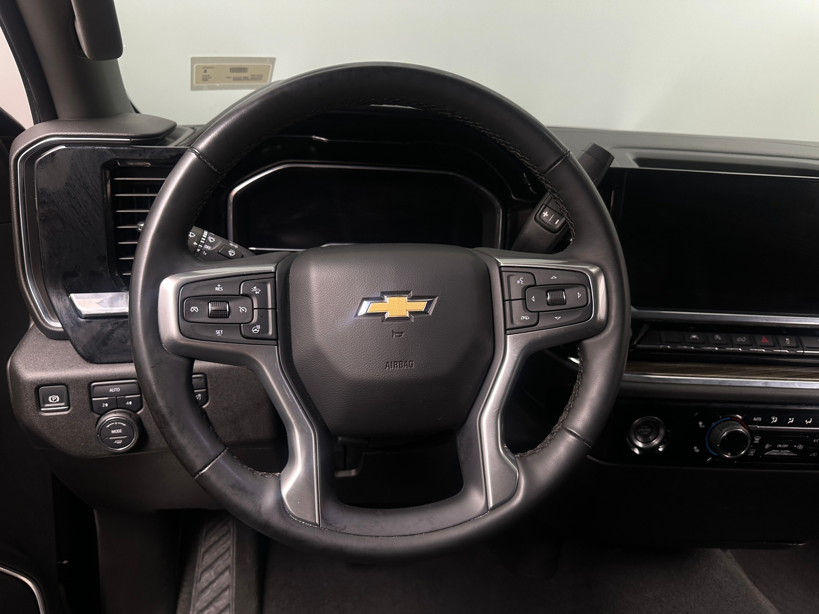 Thumbnail: 2024 Chevrolet Silverado 1500 - 5
