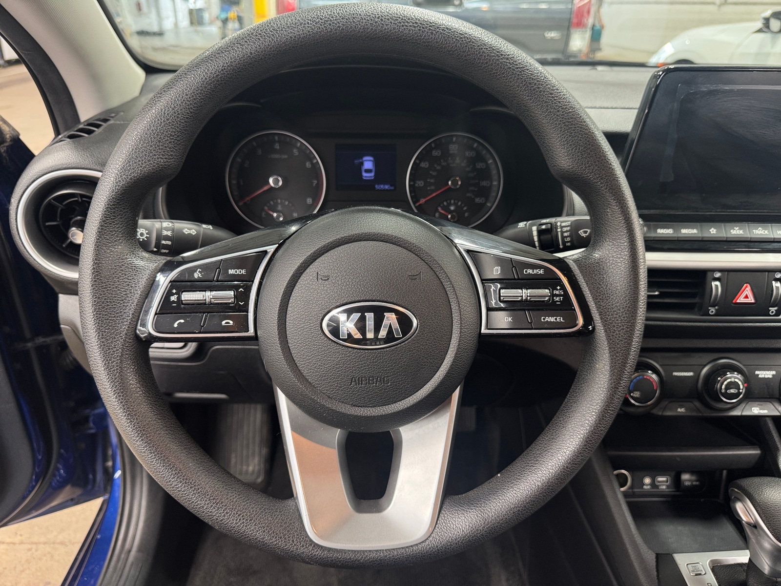 Thumbnail: 2020 Kia Forte - 5